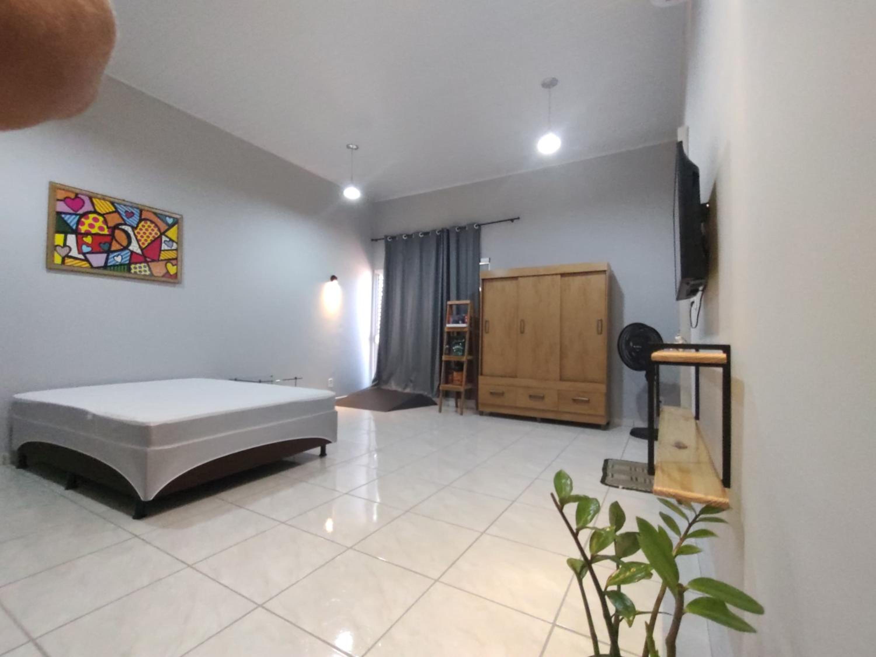 One-Bedroom Apartment photo 3