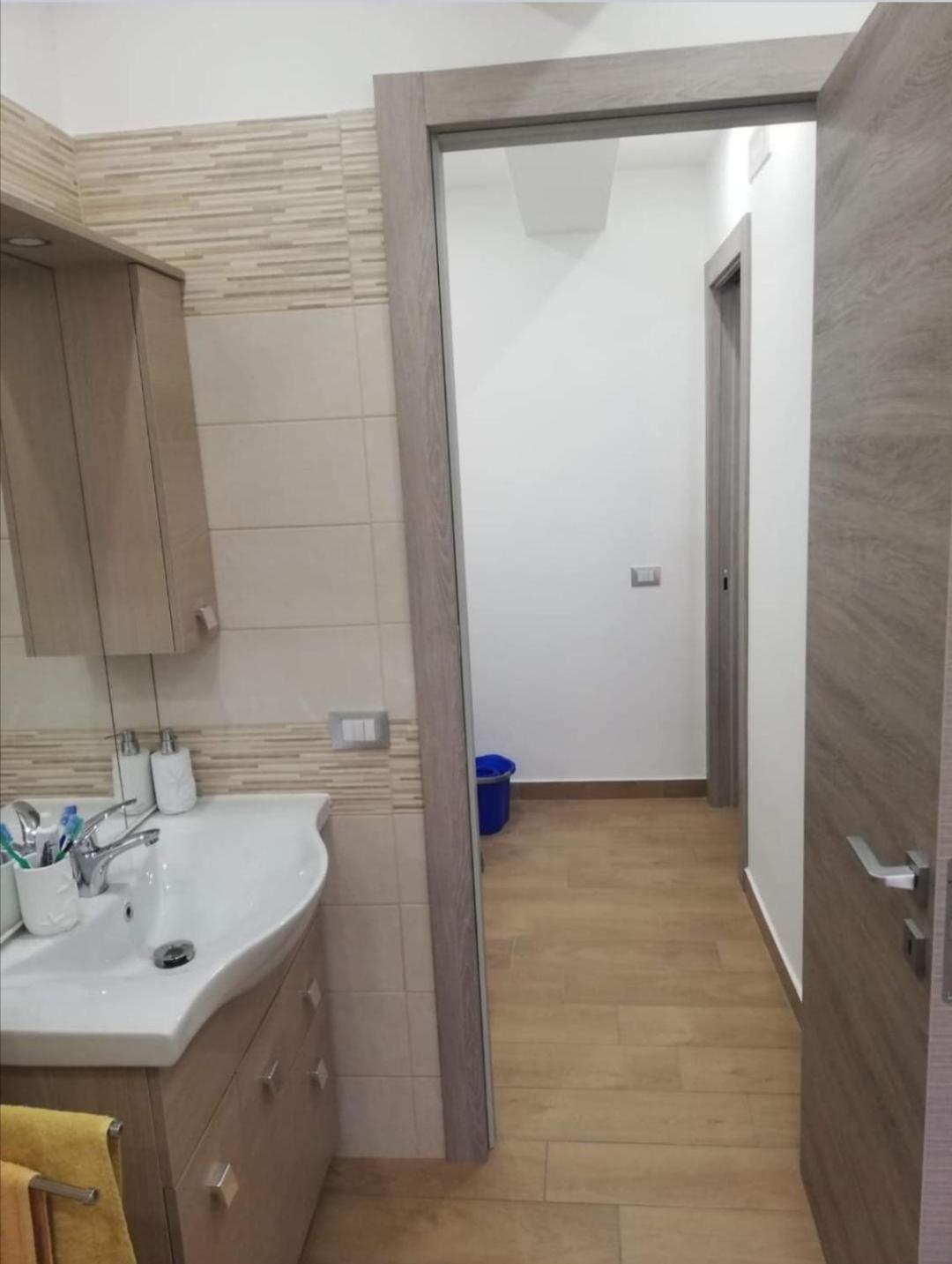 One-Bedroom House photo 2