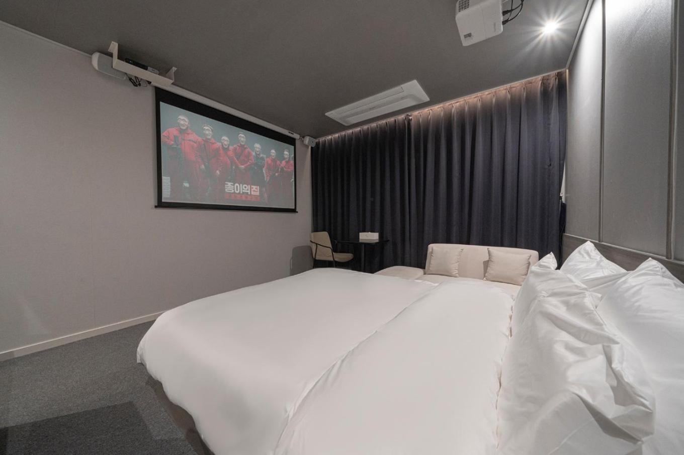 Deluxe Double Room - Photo 1