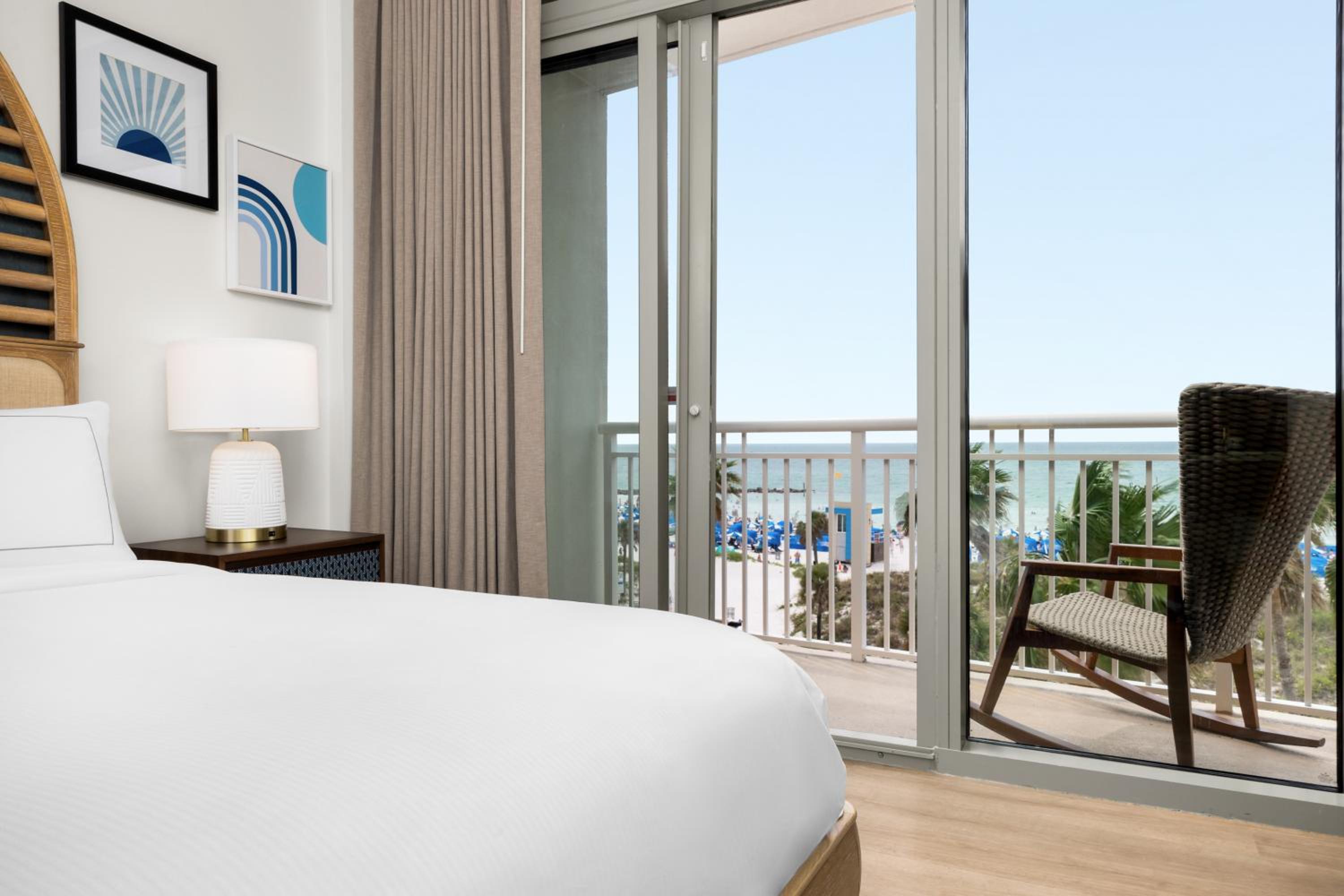 Corner King Room with Partial Ocean View - Photo 3