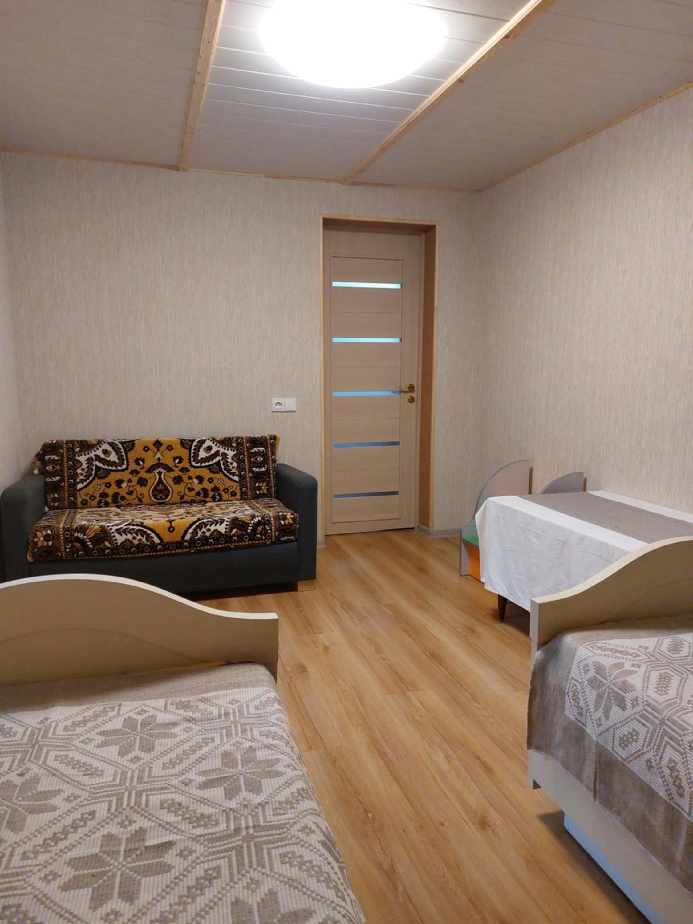 Twin Room with Extra Bed photo 2