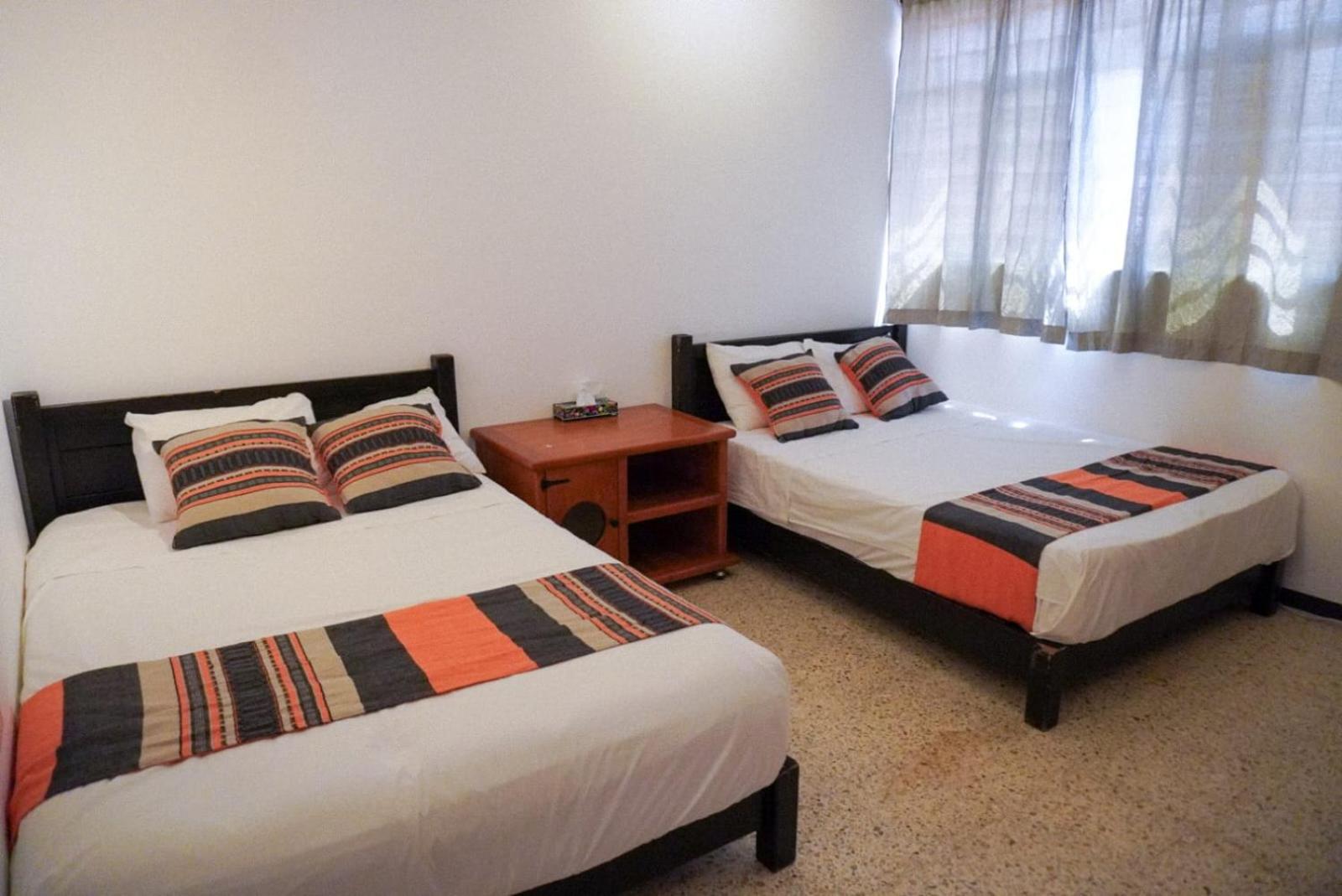 Classic Quadruple Room - Photo 7