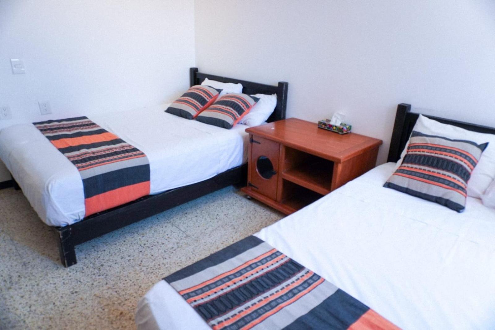 Classic Quadruple Room - Photo 4