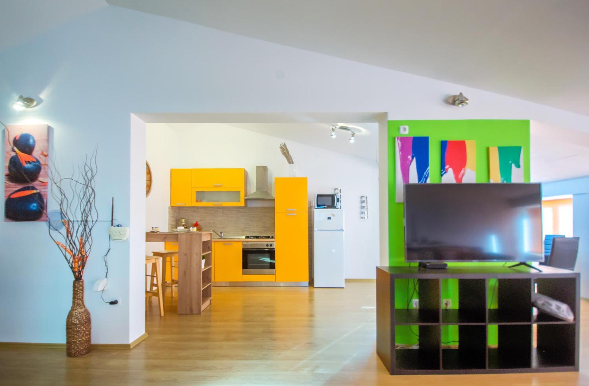 Two-Bedroom Apartment - Photo 23