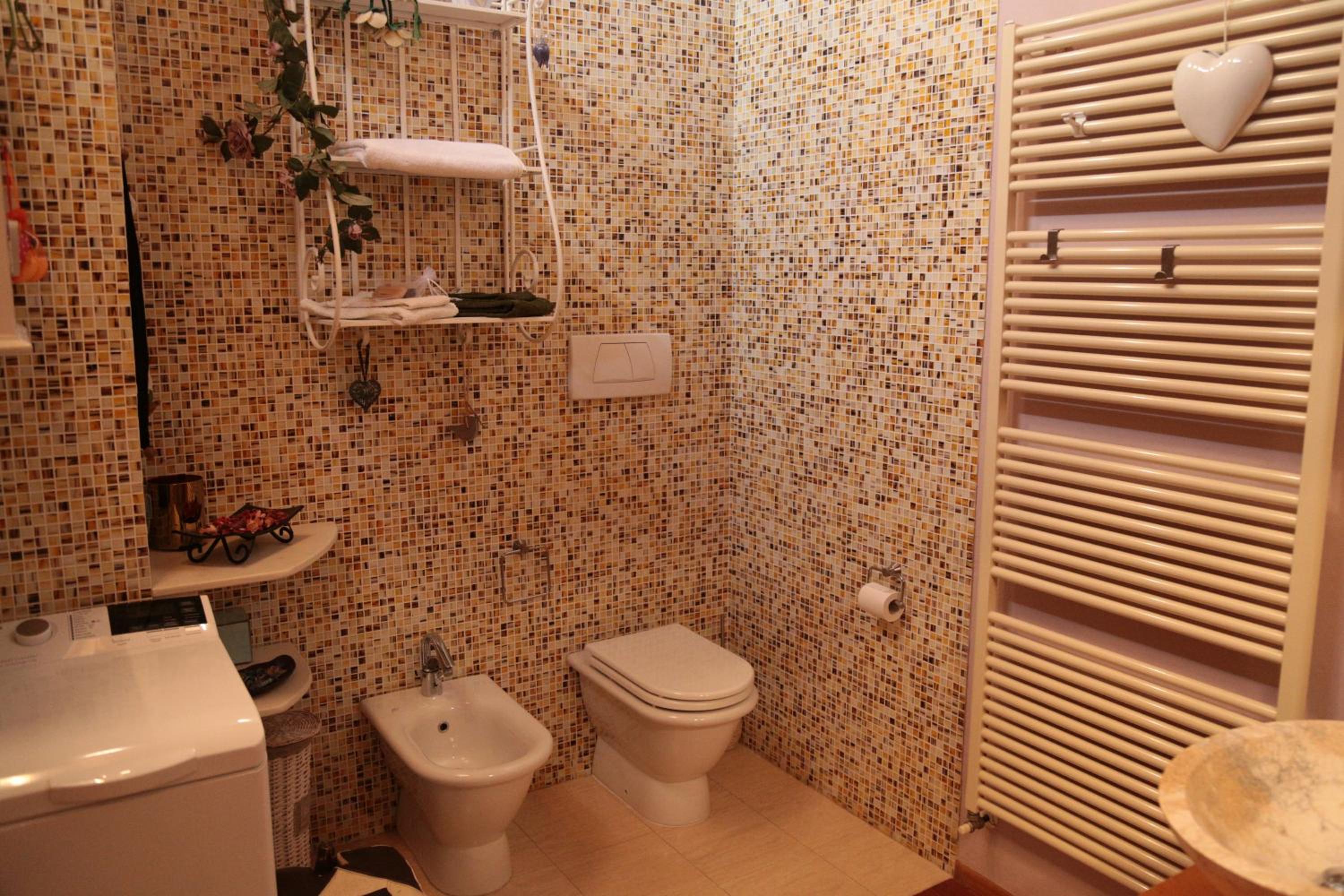 Double Room - Photo 9