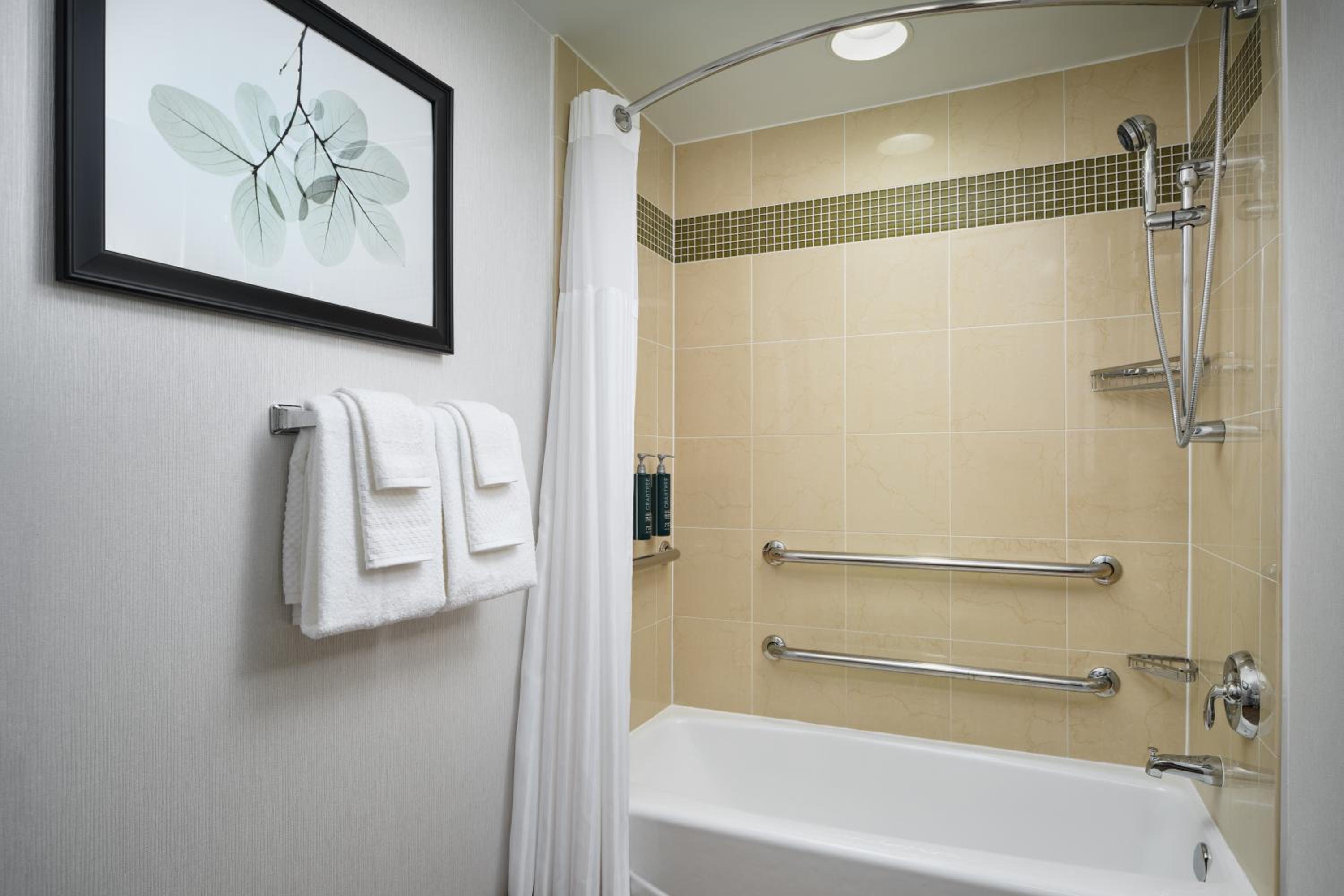 Queen Room with Two Queen Beds and Bath Tub - Mobility and Hearing Access - Photo 3