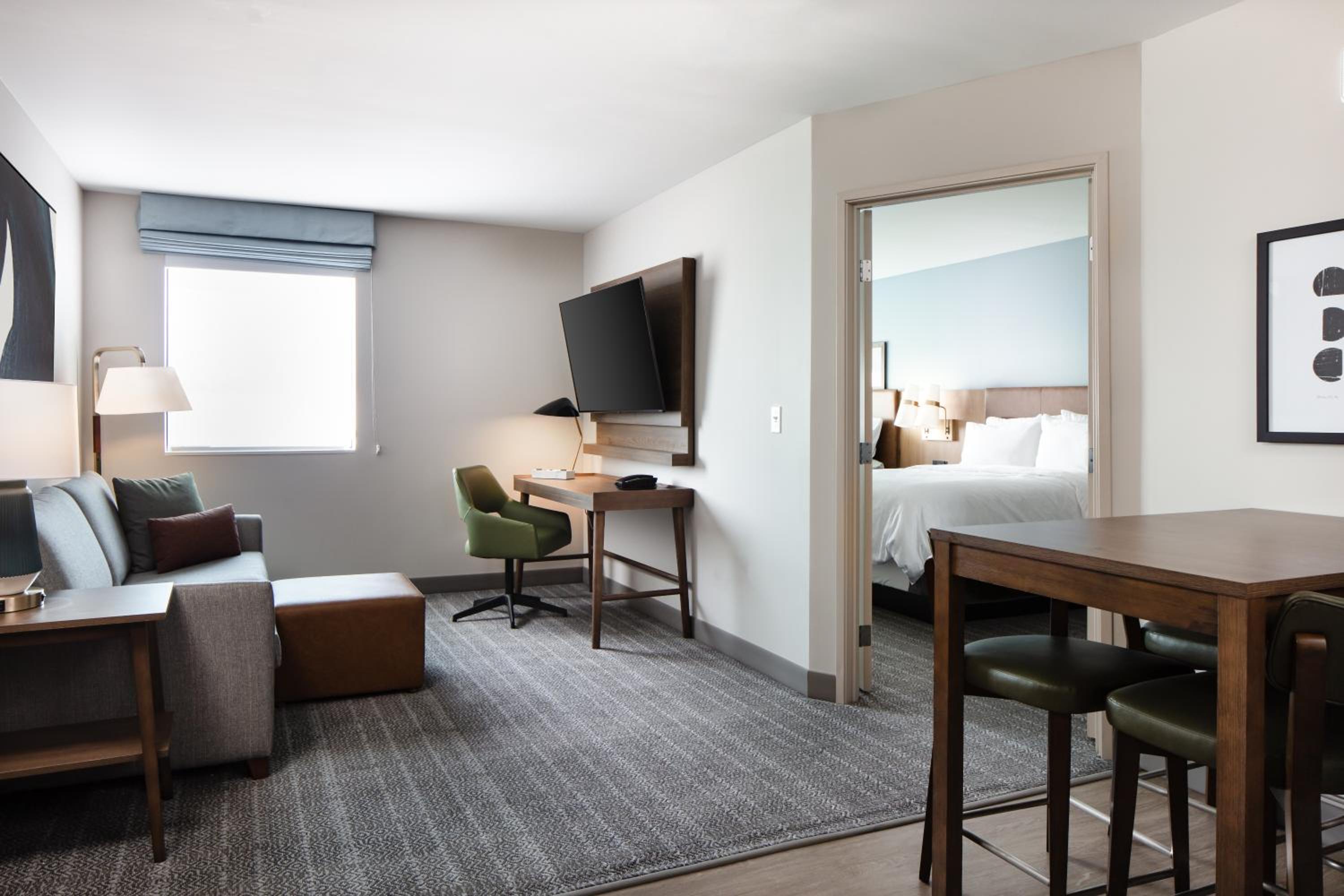 One-Bedroom Suite with Two Queen Beds - Photo 4