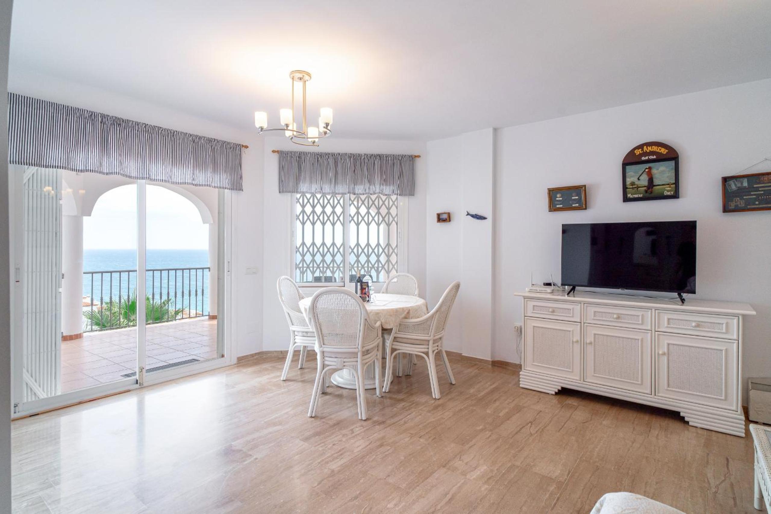 Apartamento con vista al mar
