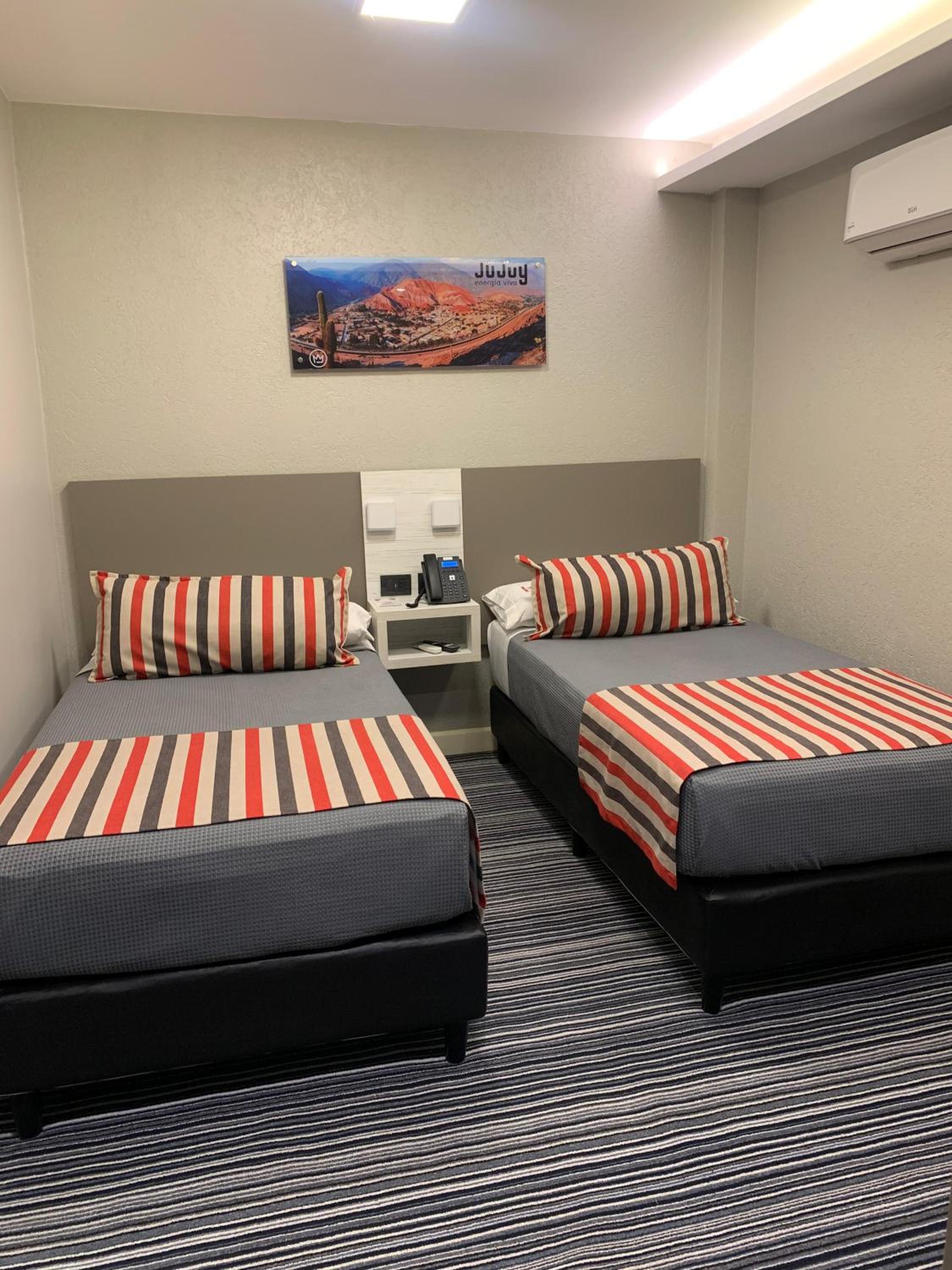 Standard Twin Room photo 3