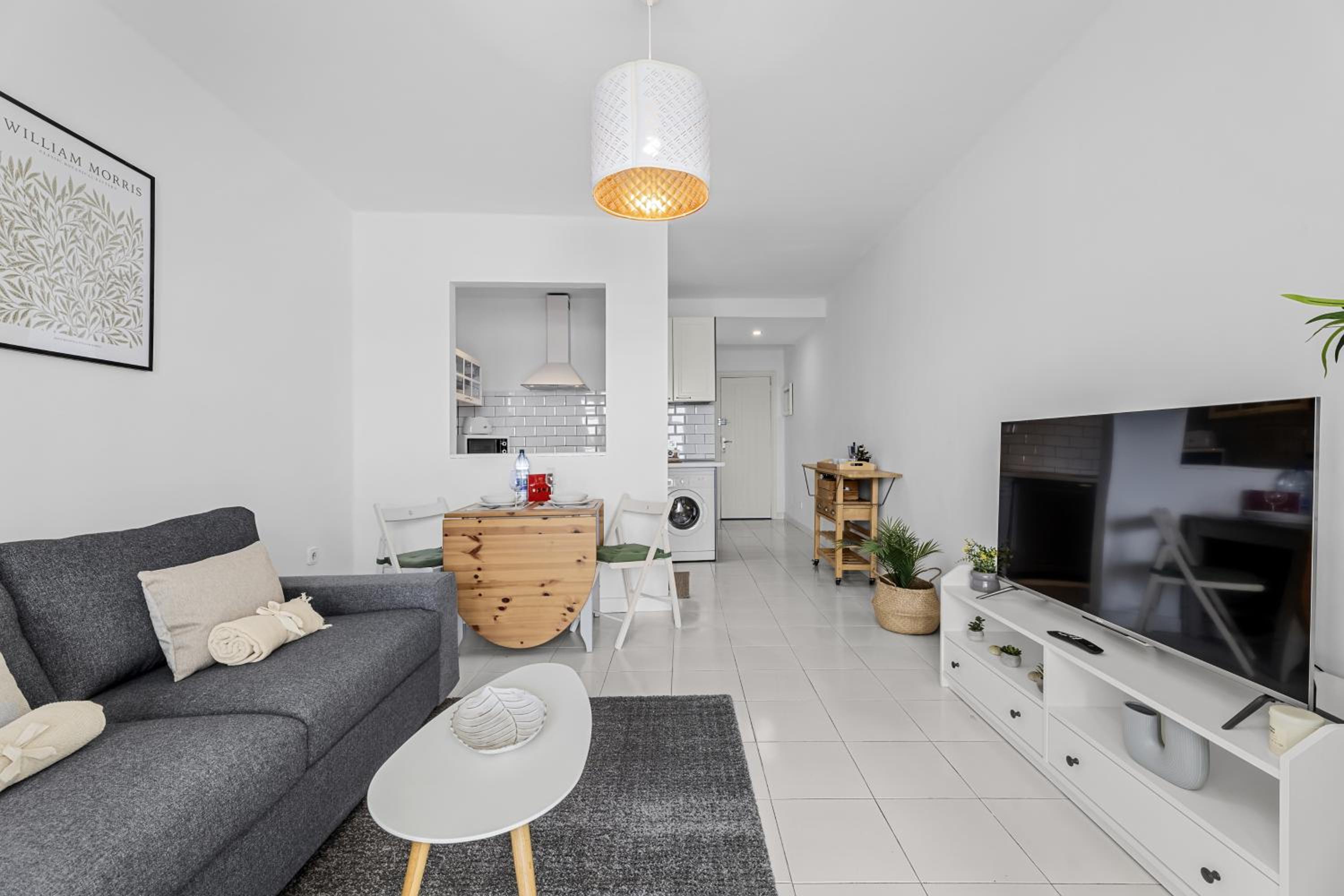 Apartment - Ground Floor photo 2