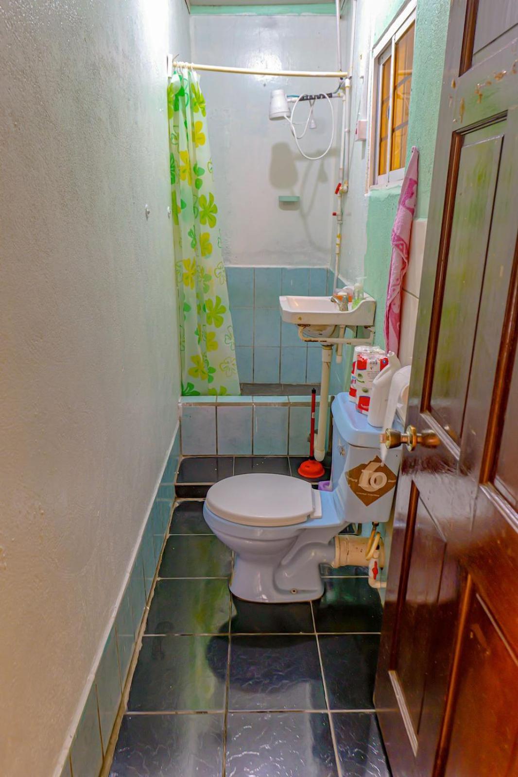 One-Bedroom Family Apartment photo 3