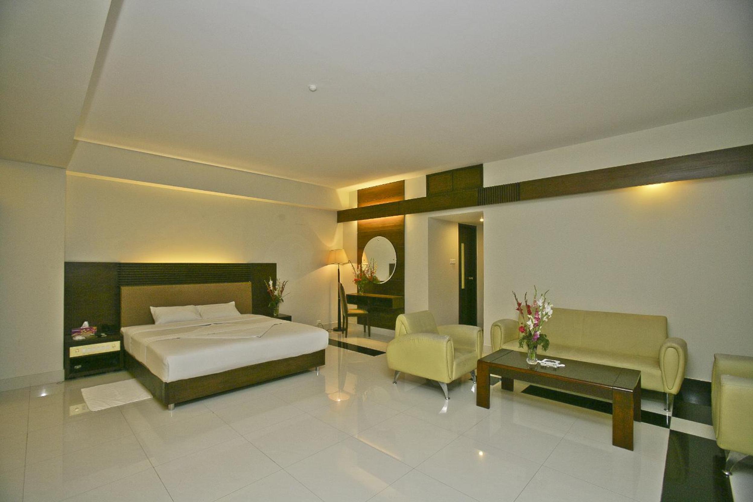 Superior King Suite