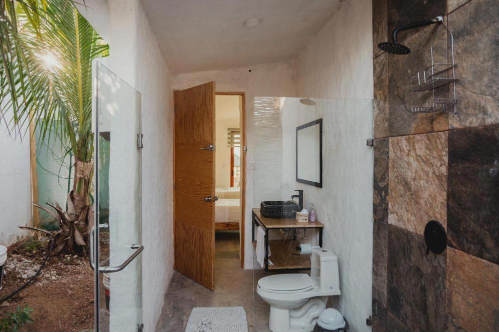 Bungalow - Beach Front - Photo 6