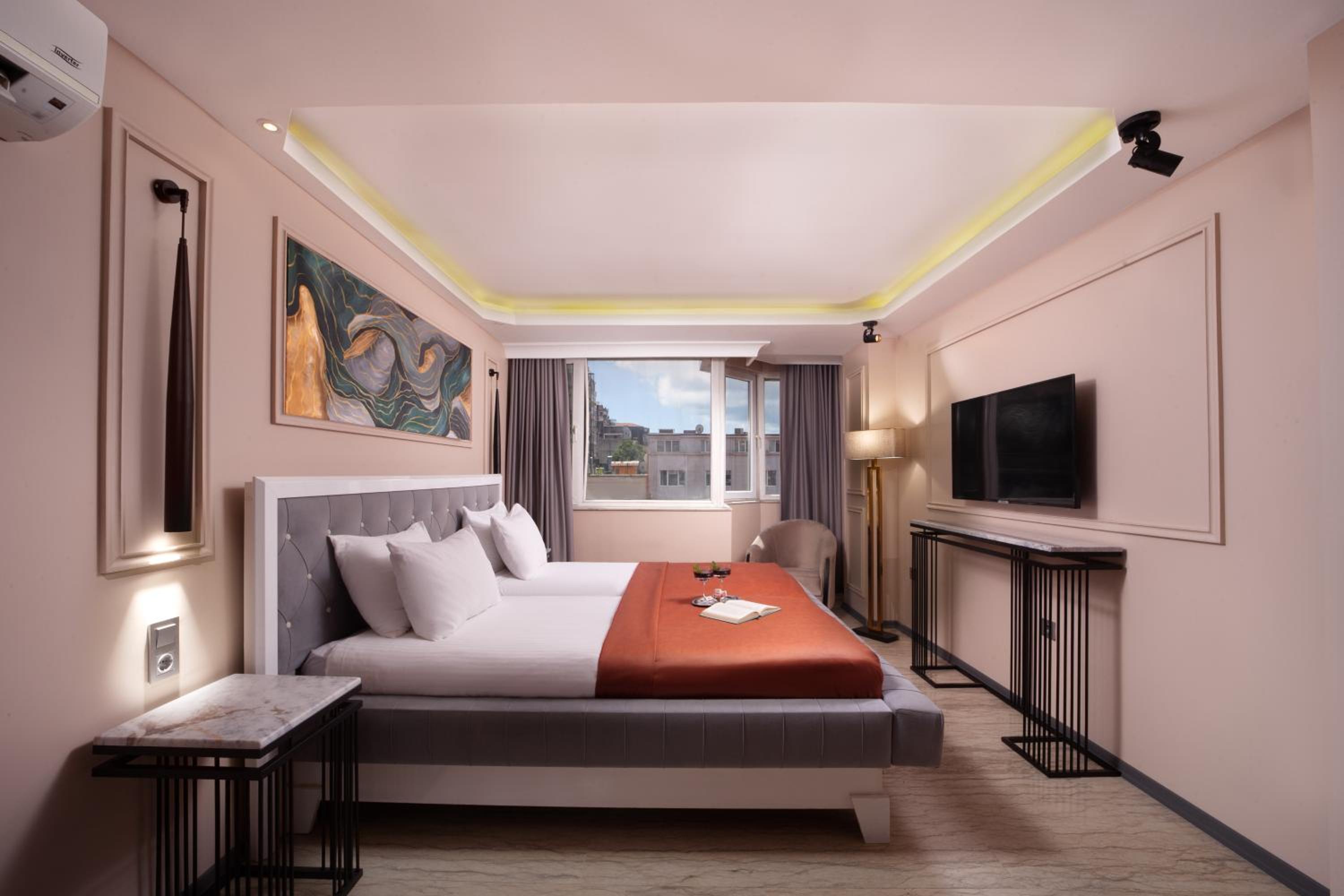 Standard Suite photo 1