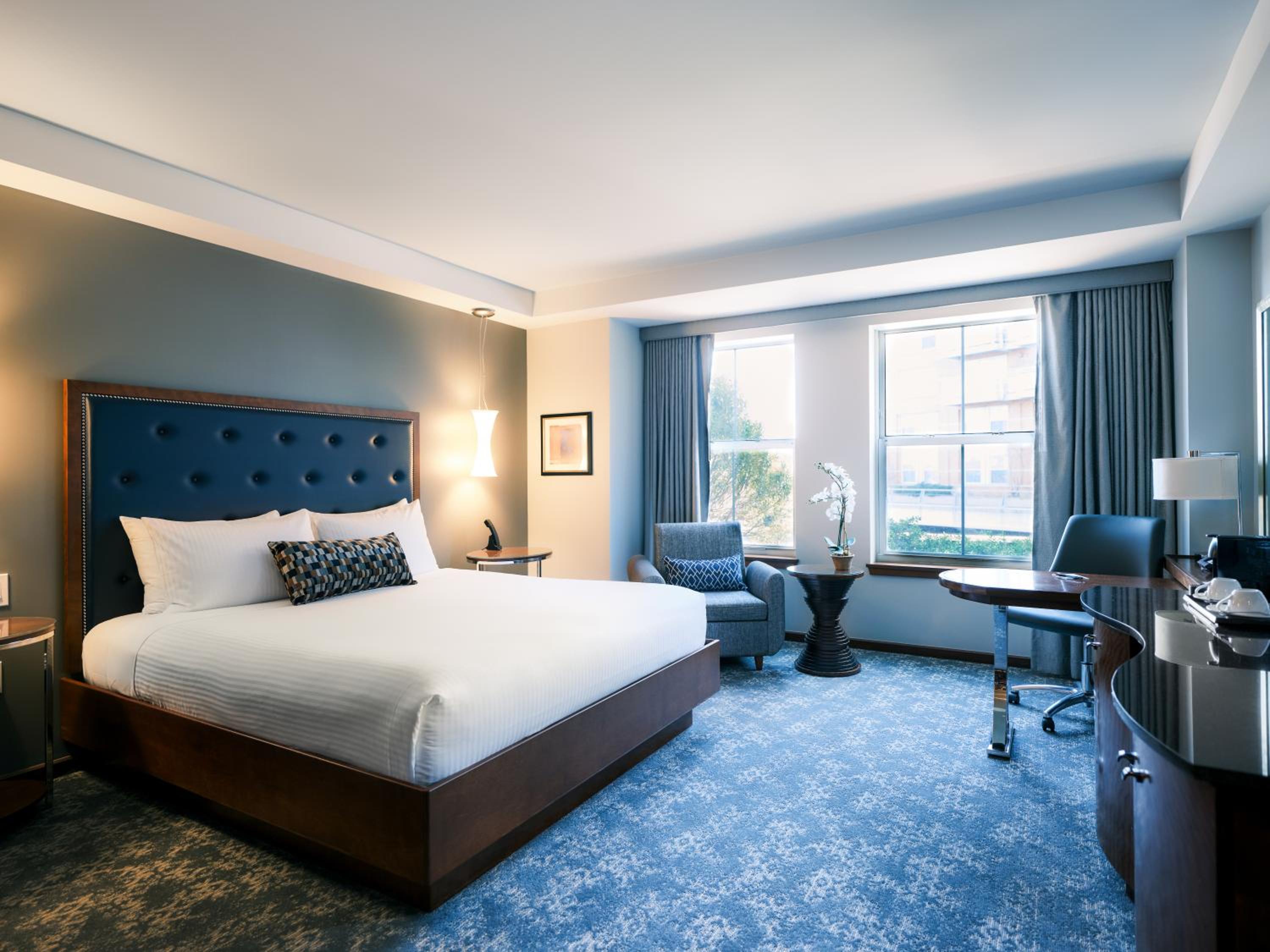 Premier King Room with Water View