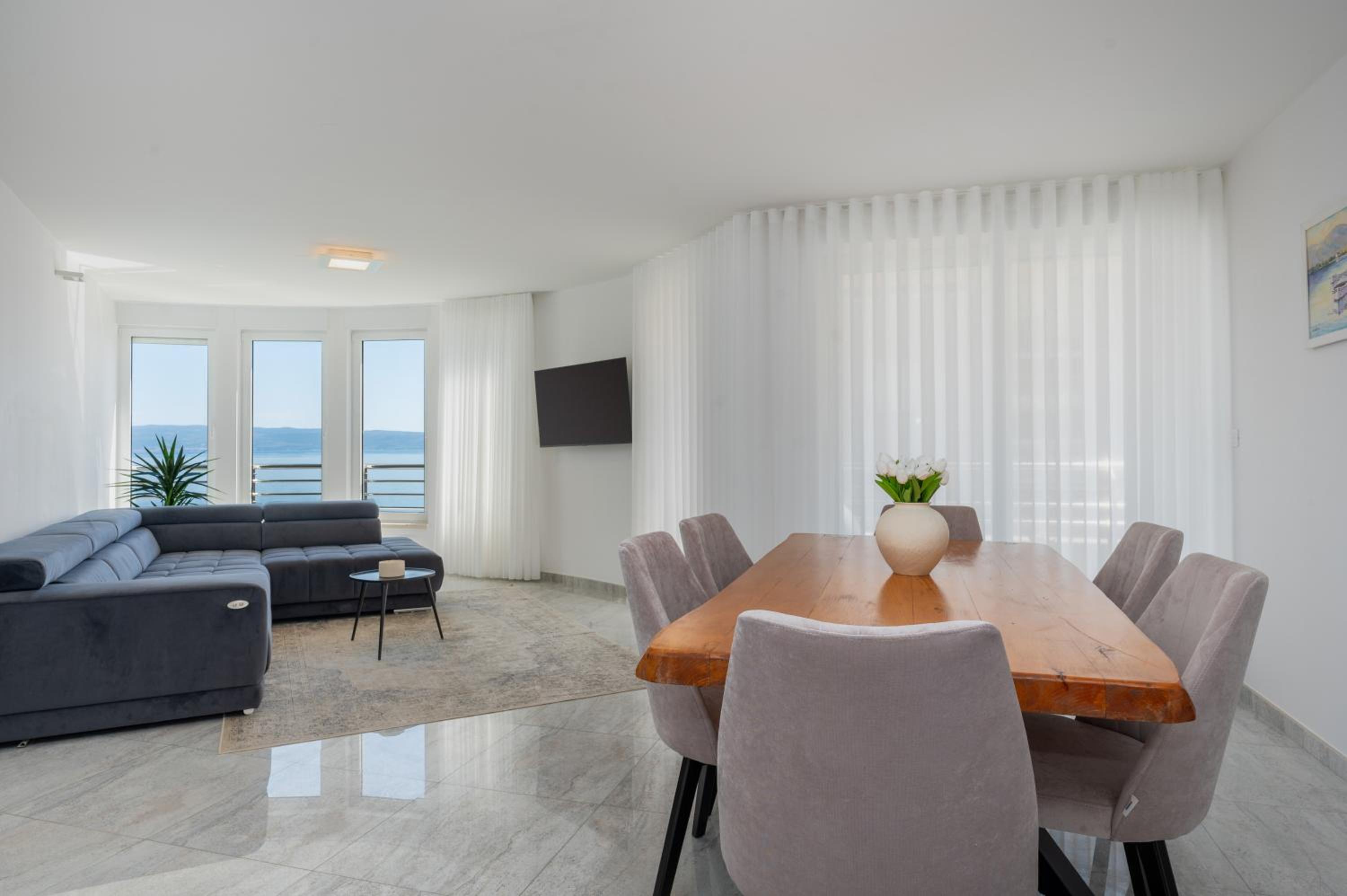 Apartment with Sea View