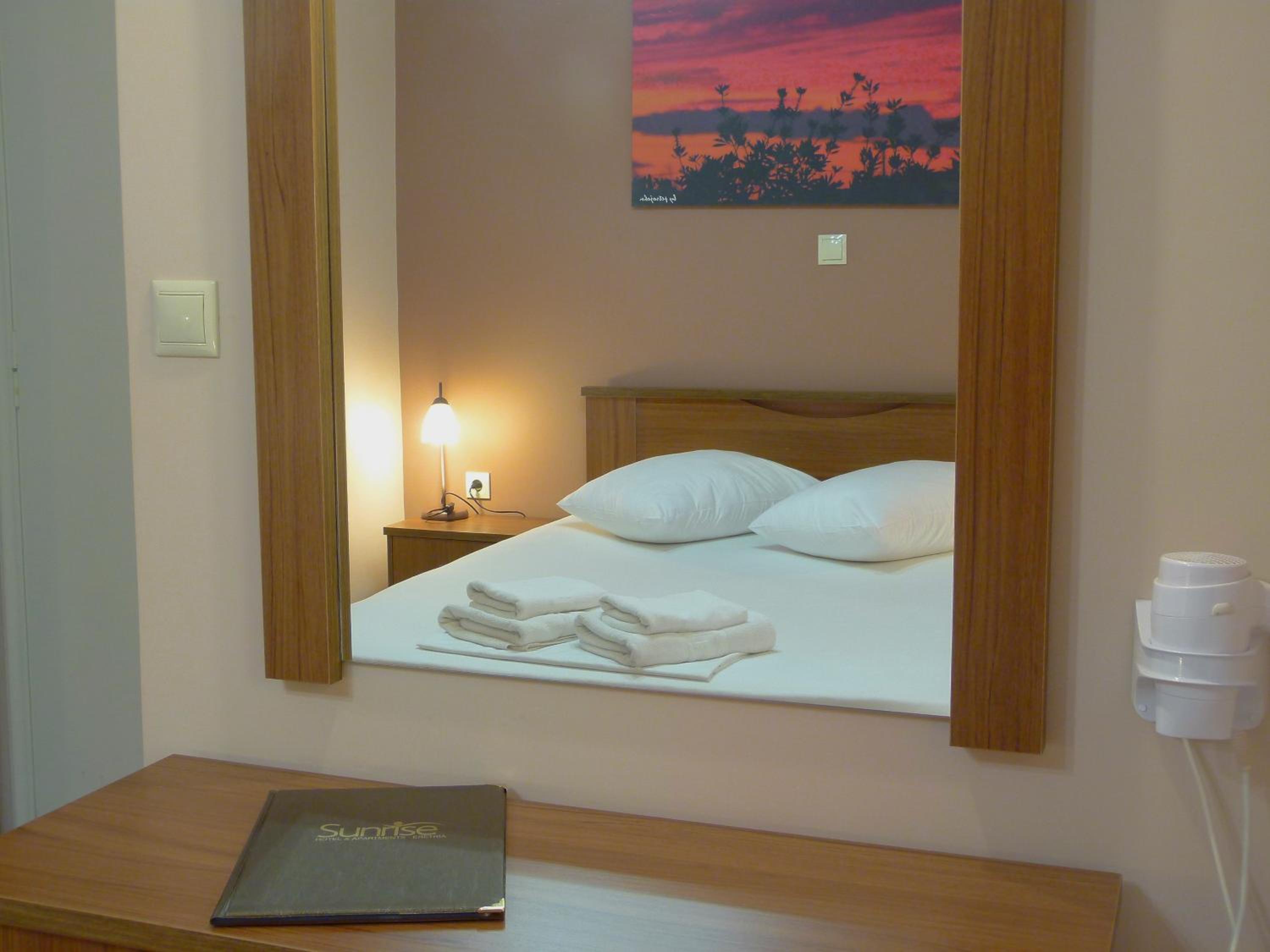 Family One Bedroom Apartment - Photo 3