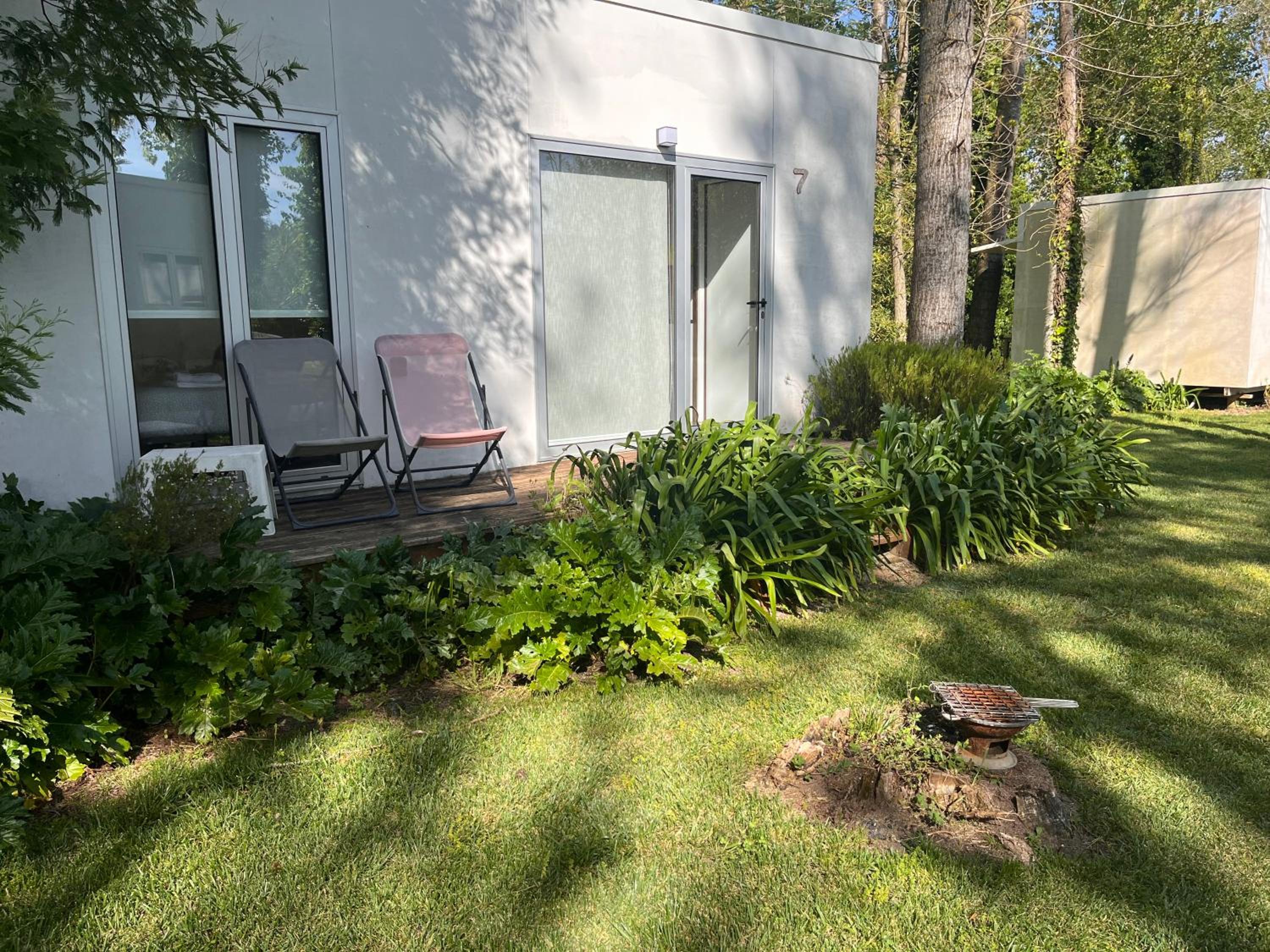 Superior Bungalow - Photo 3
