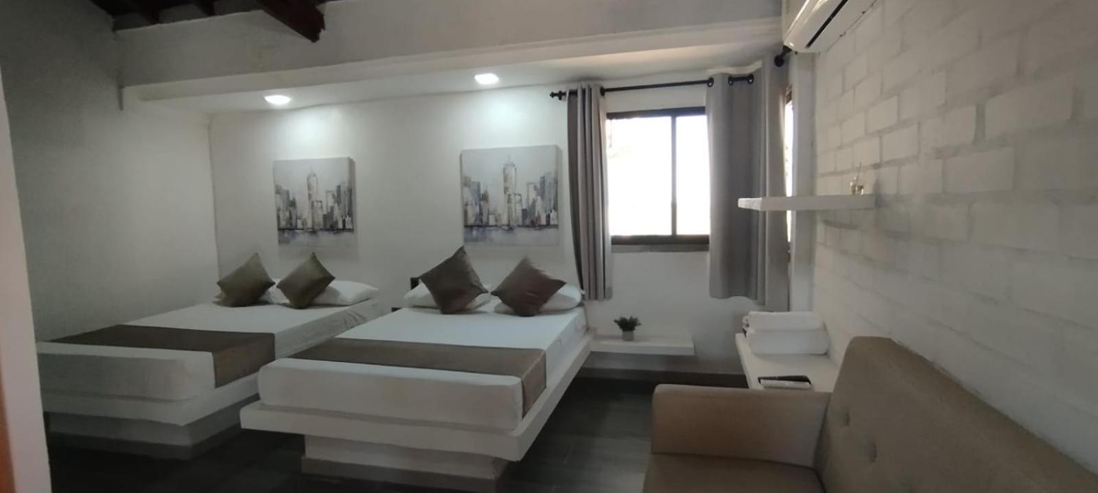 Double or Twin Room photo 3