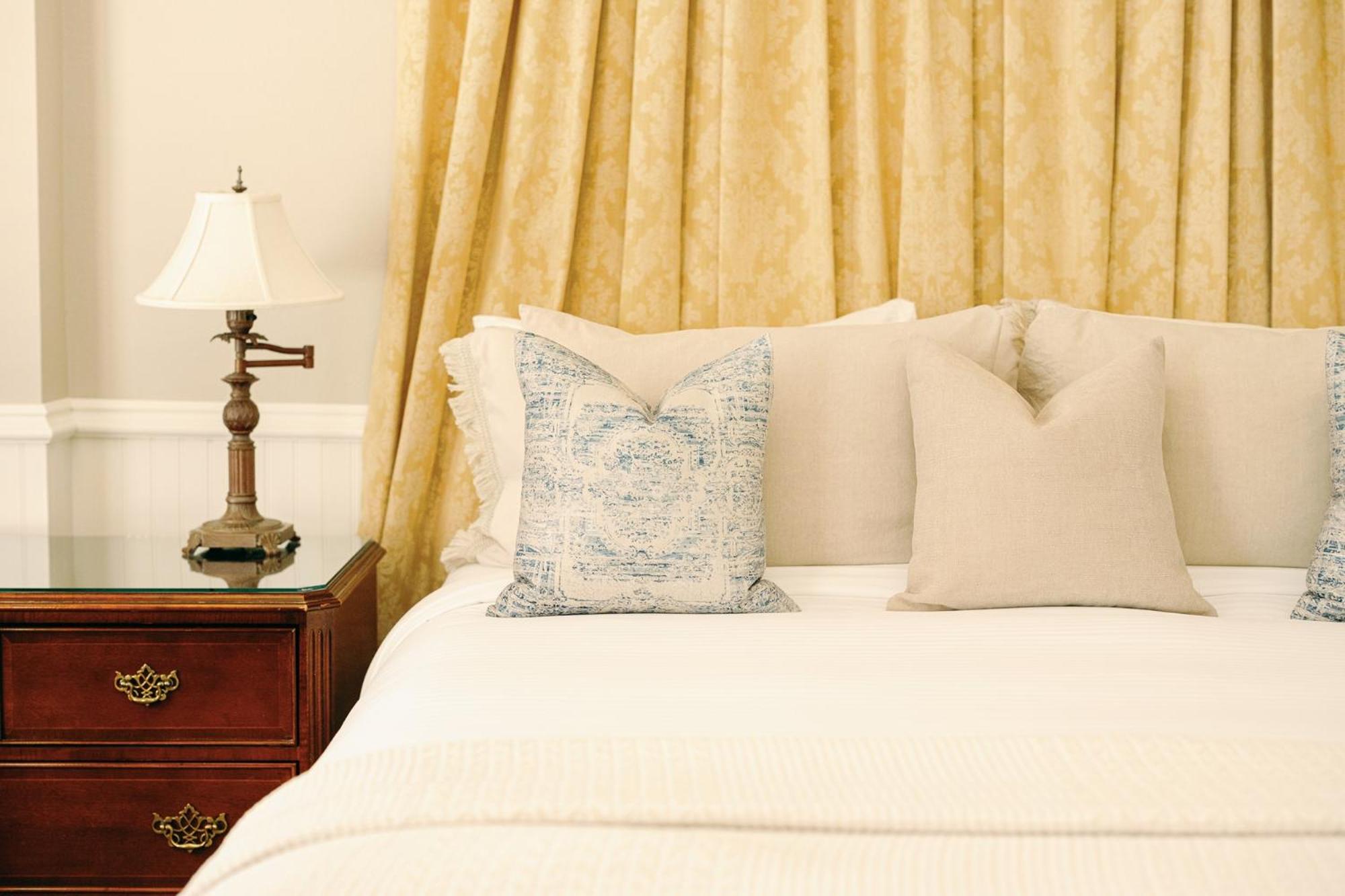 Historic Deluxe Room - Photo 3