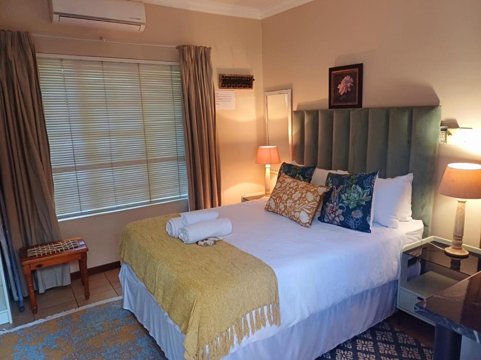 Double Room - Photo 9