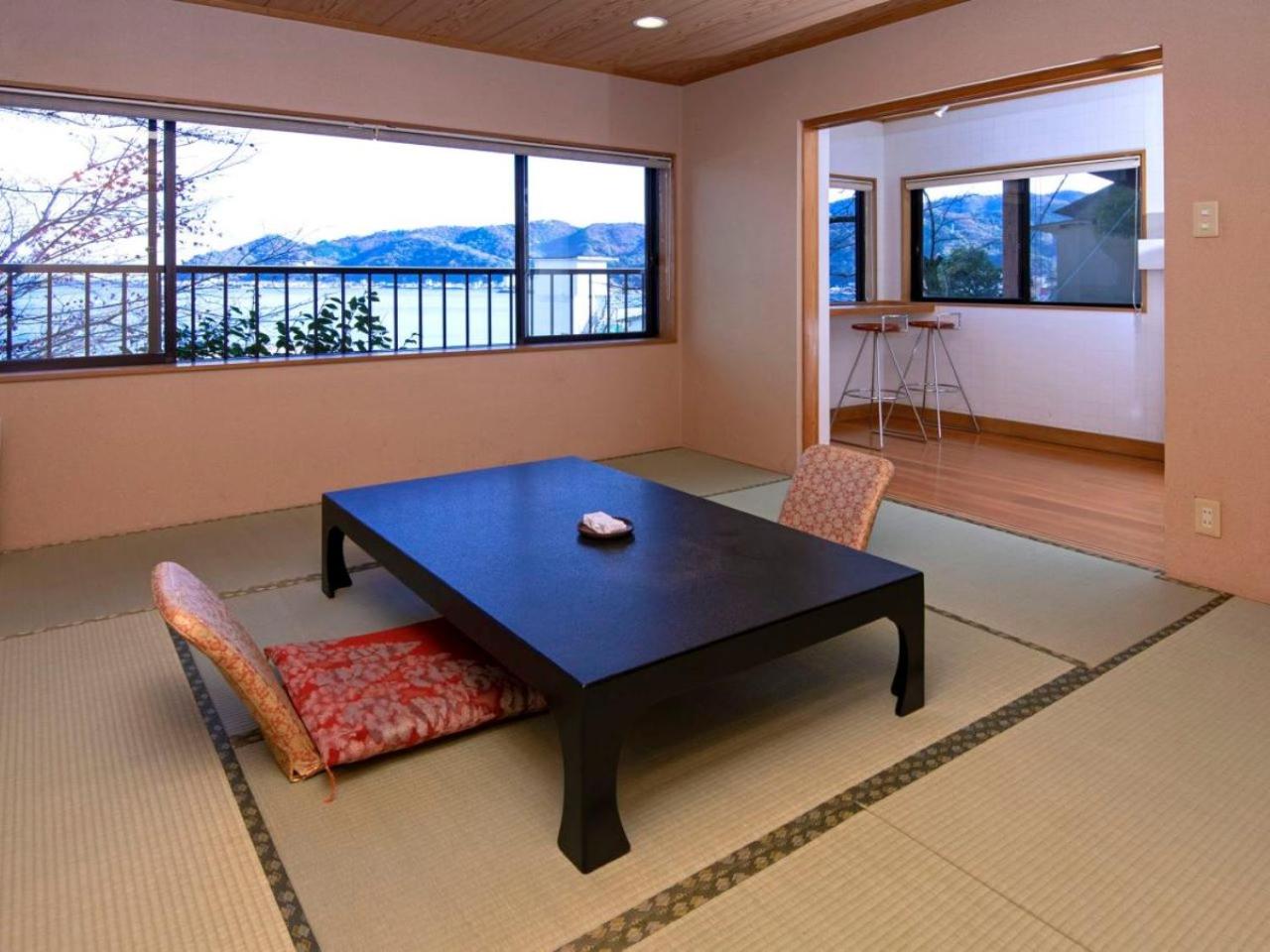 Nagisa Japanese-Style Triple Room with Sea View with Open-Air Bath photo 3