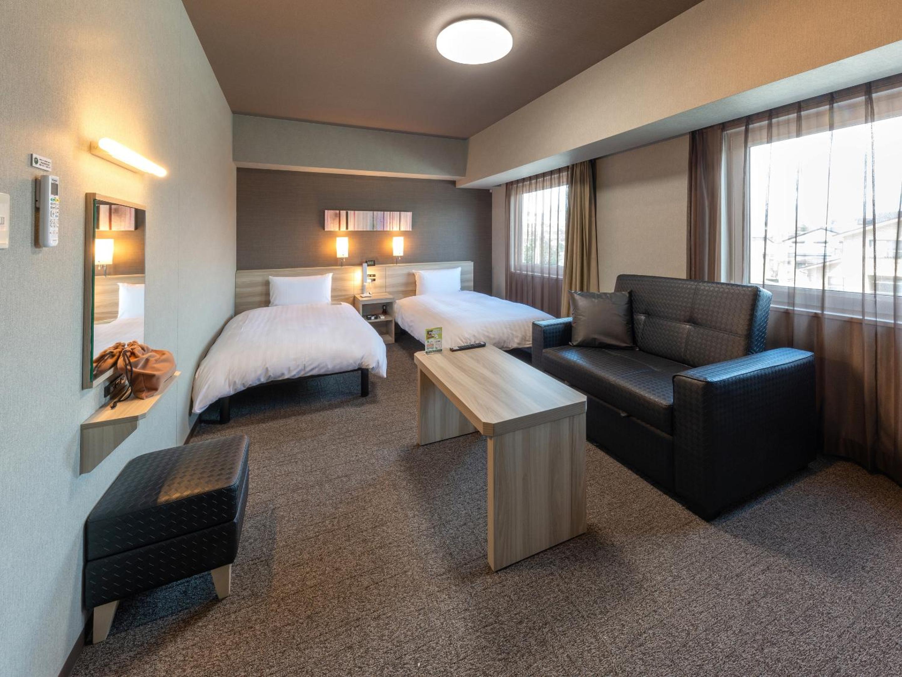 Deluxe Room - Non-Smoking