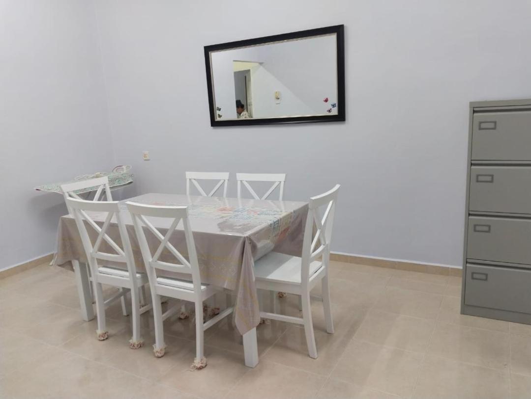 Three-Bedroom House photo 3