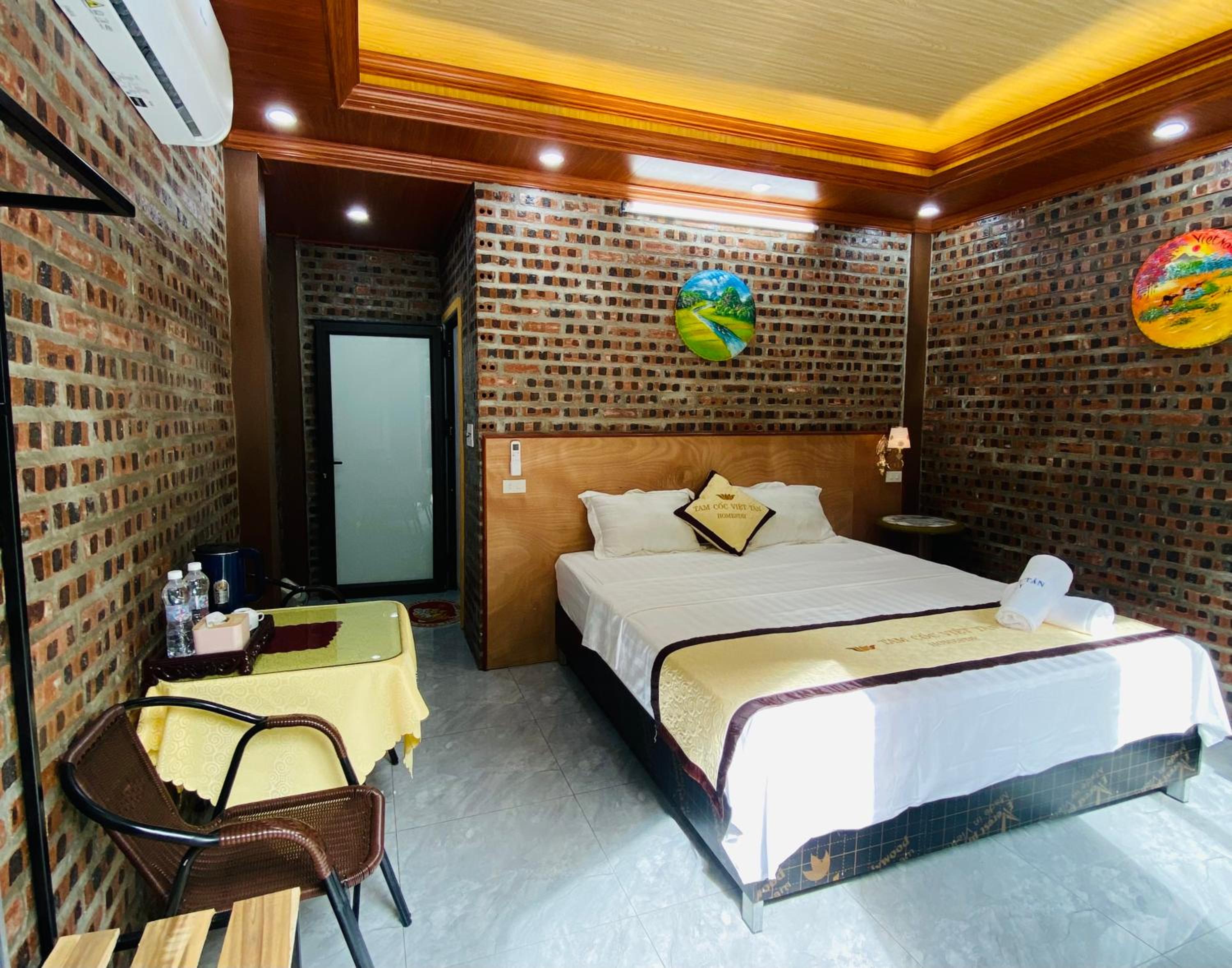 King Room with Mountain View photo 1
