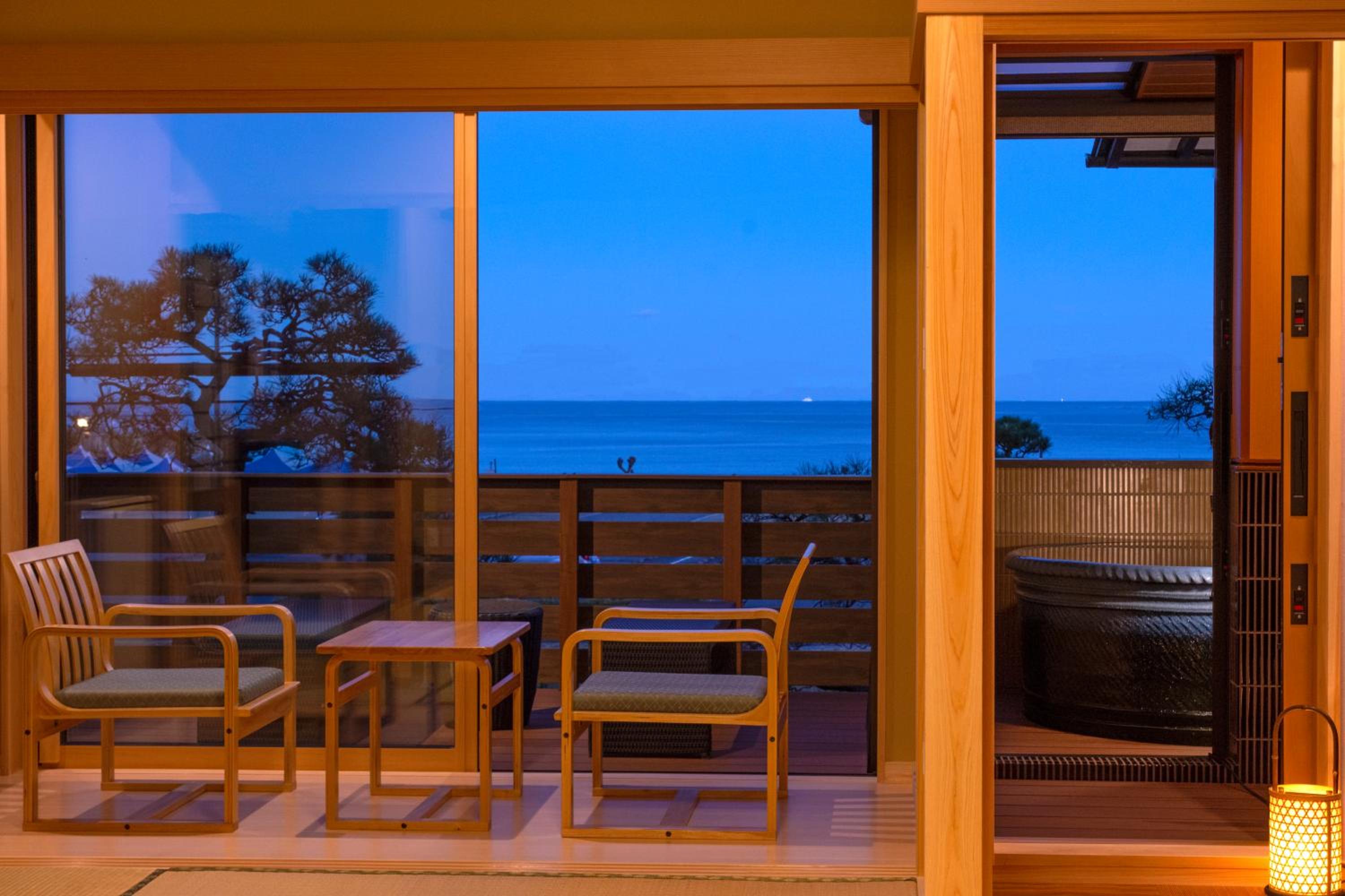 Japanese-Style Family Room with Sea View with Open-Air Bath and Terrace photo 3