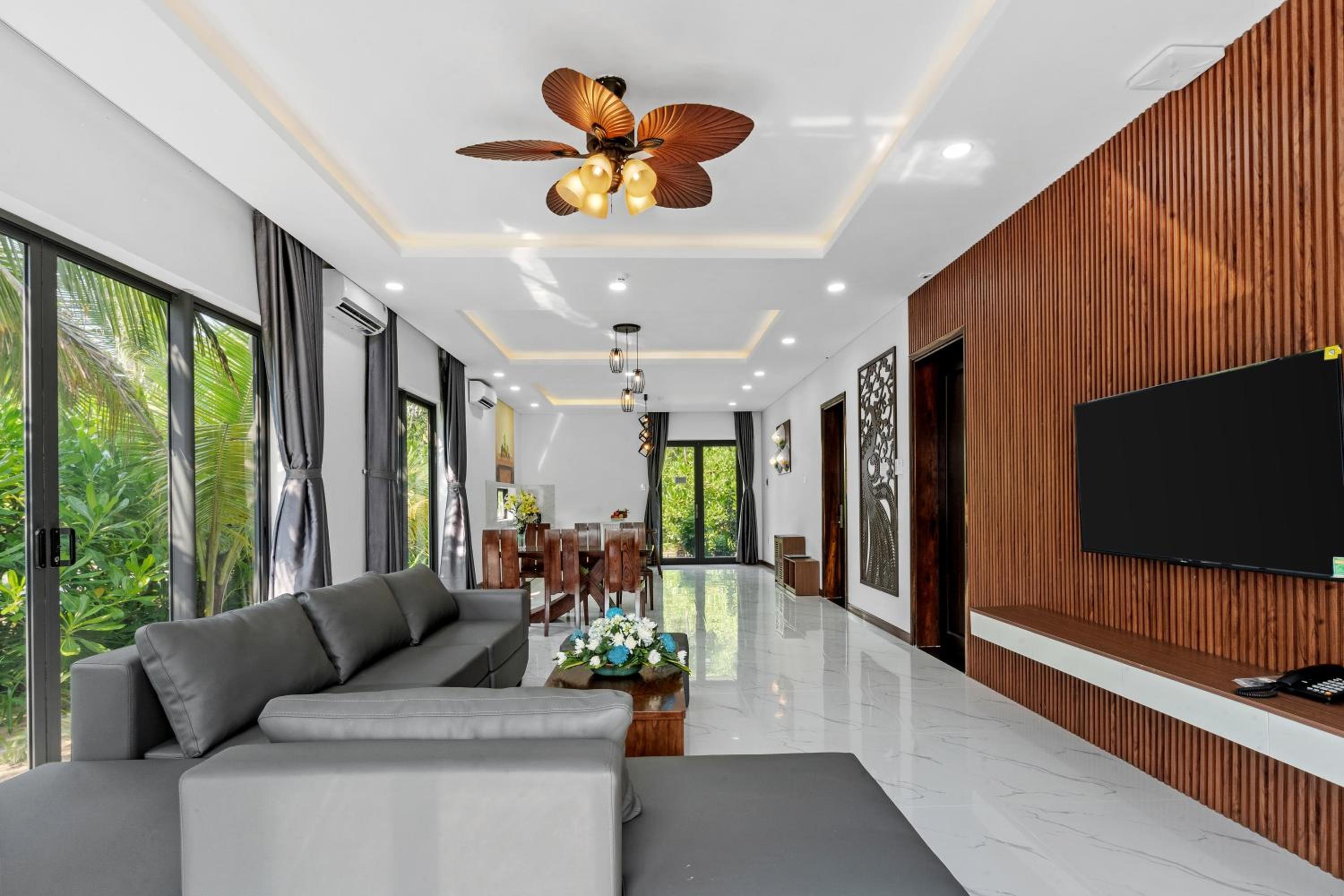 Two-Bedroom Villa - Photo 1