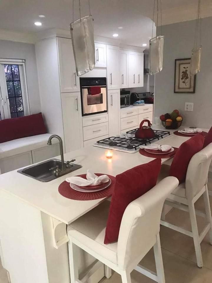 One-Bedroom House photo 1