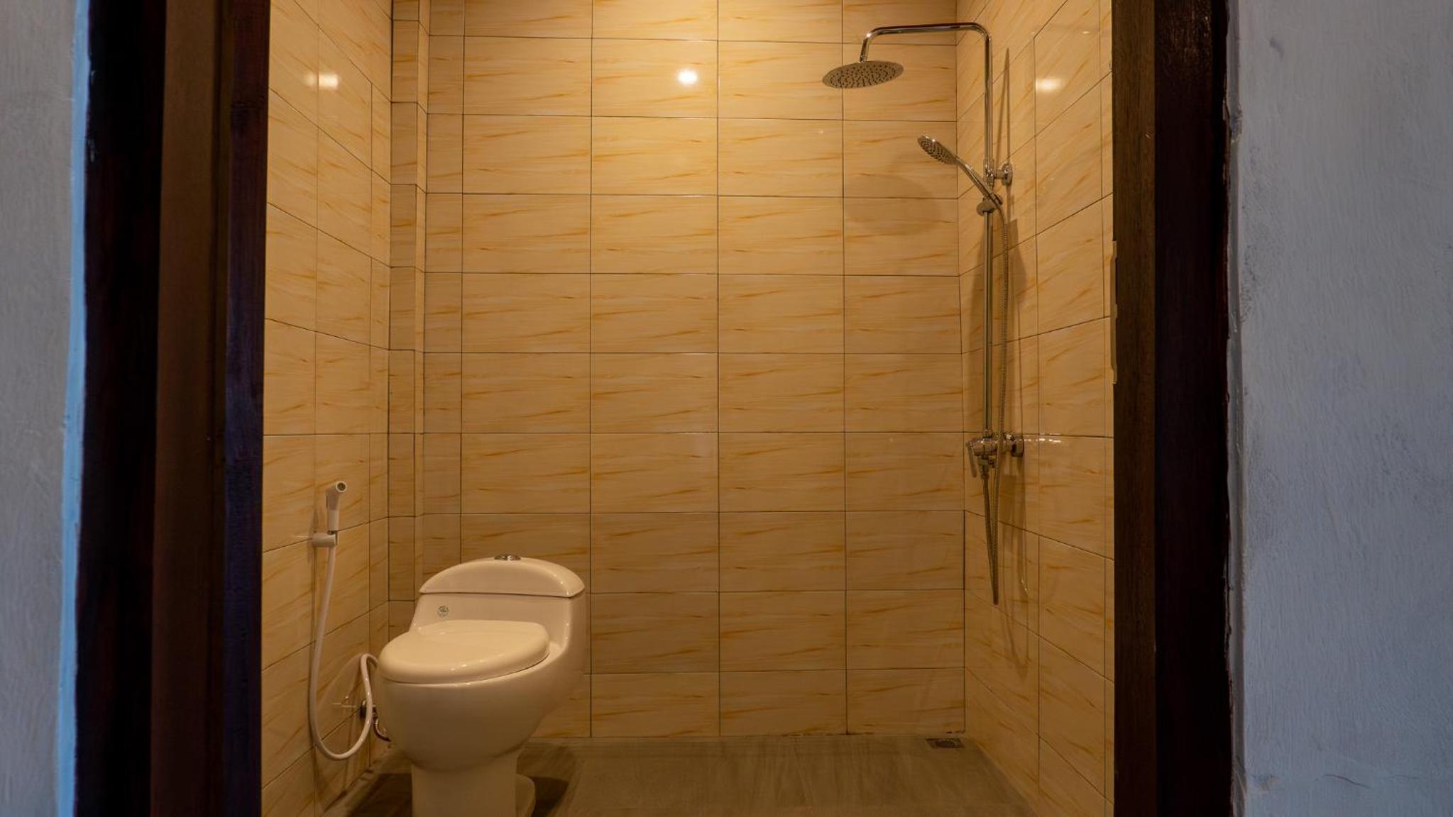 Deluxe Junior Suite - Photo 5