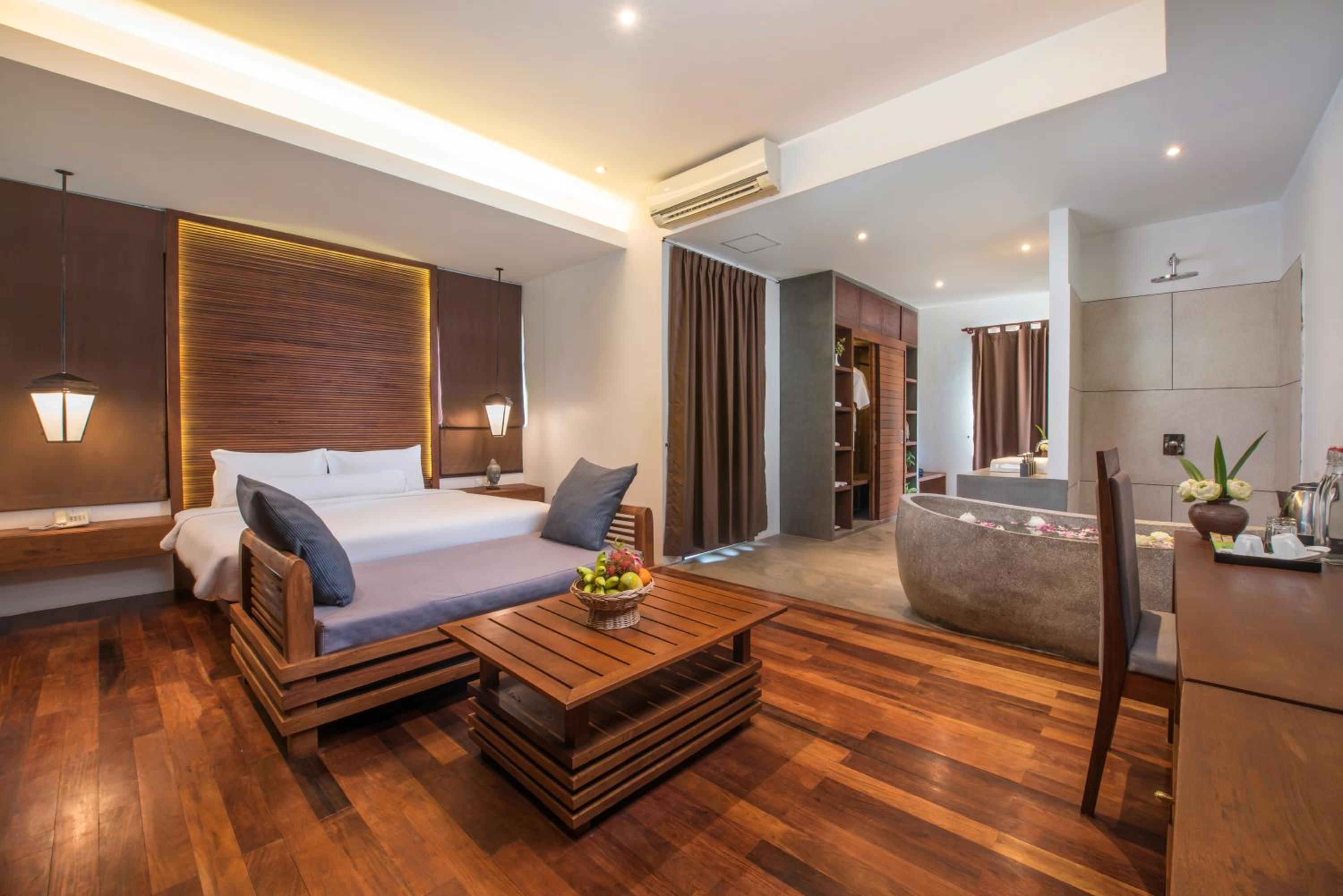 Family Interconnecting Suite Front View + 15% Off F&B