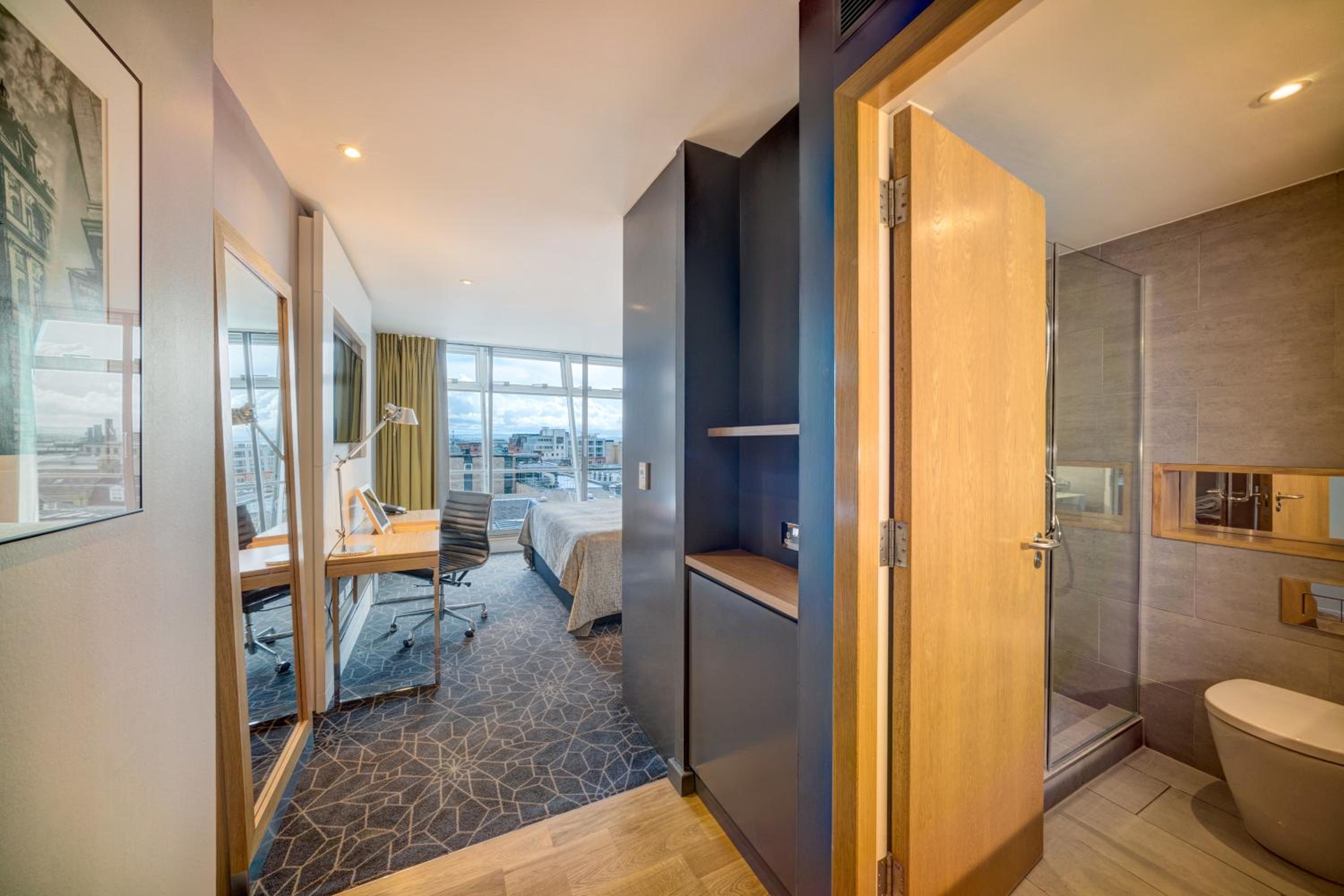City View - Double Room - Photo 2