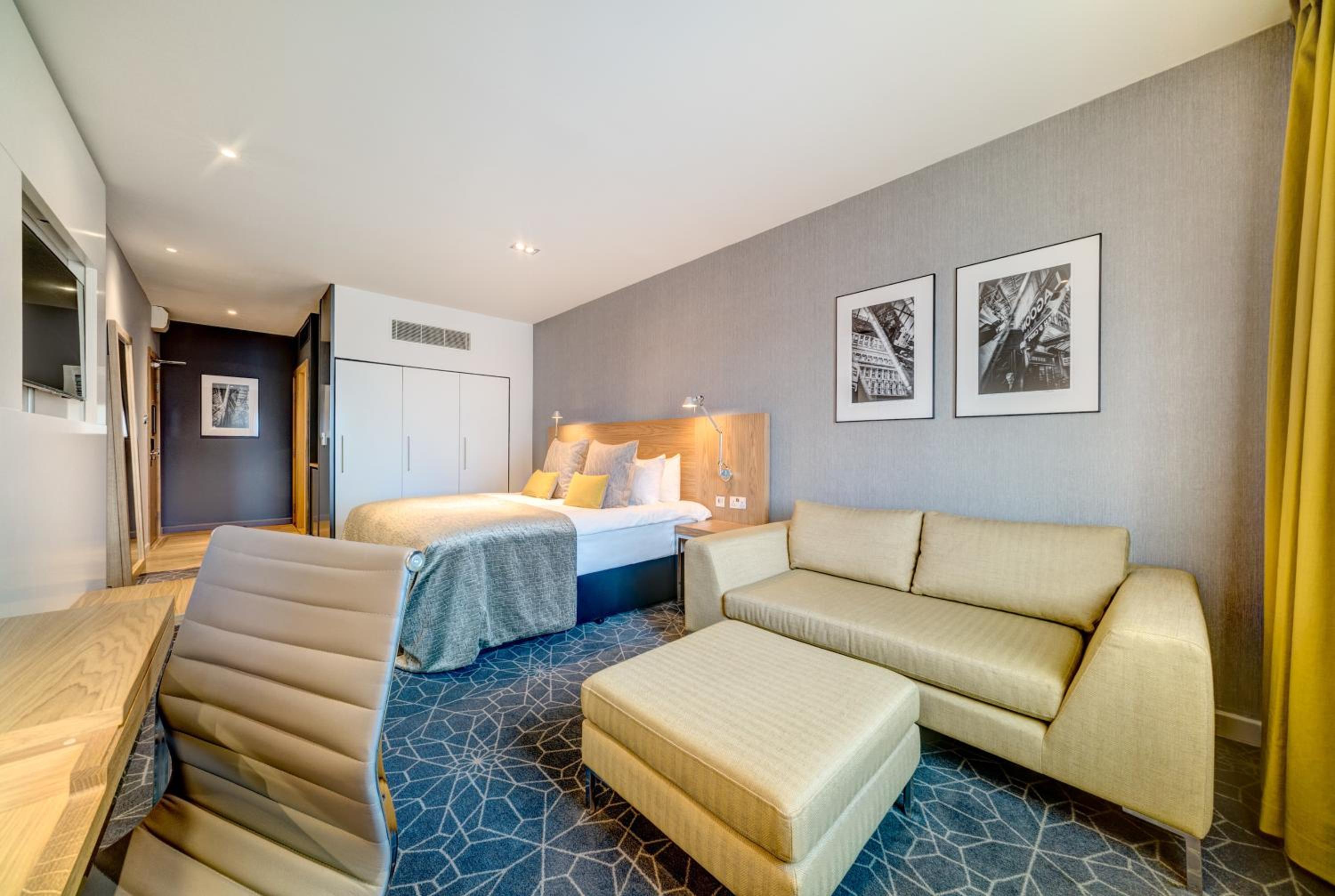 Superior Double Room - Photo 1