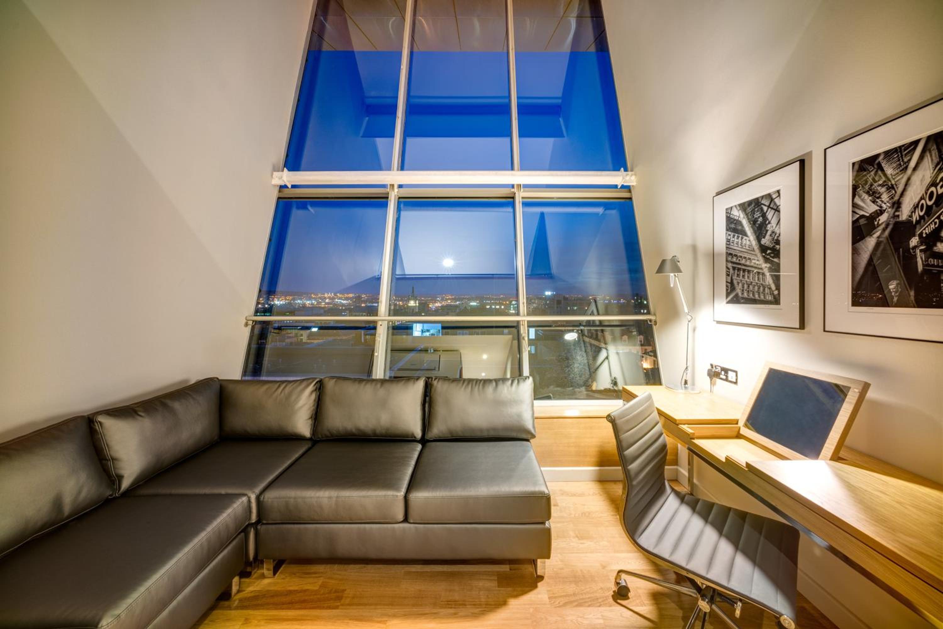 Duplex Suite - Photo 7