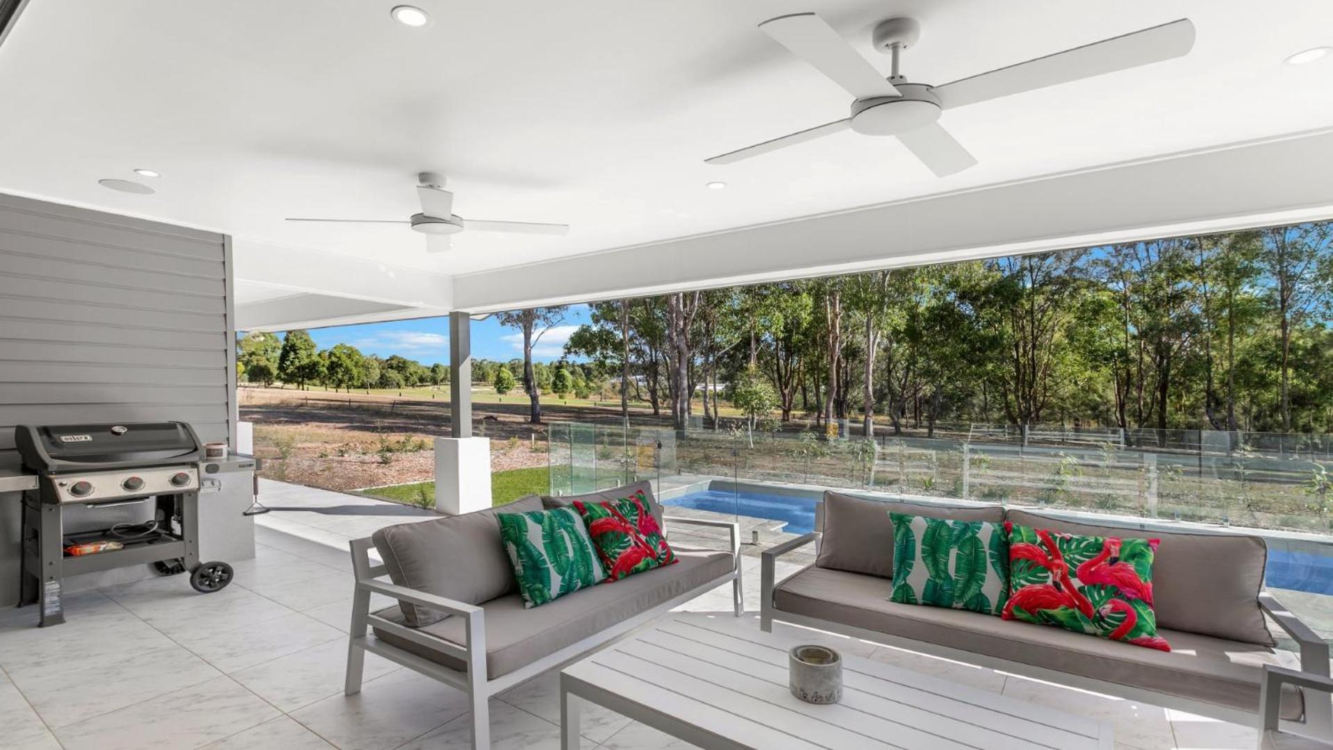 Four-Bedroom Vacation Home photo 2
