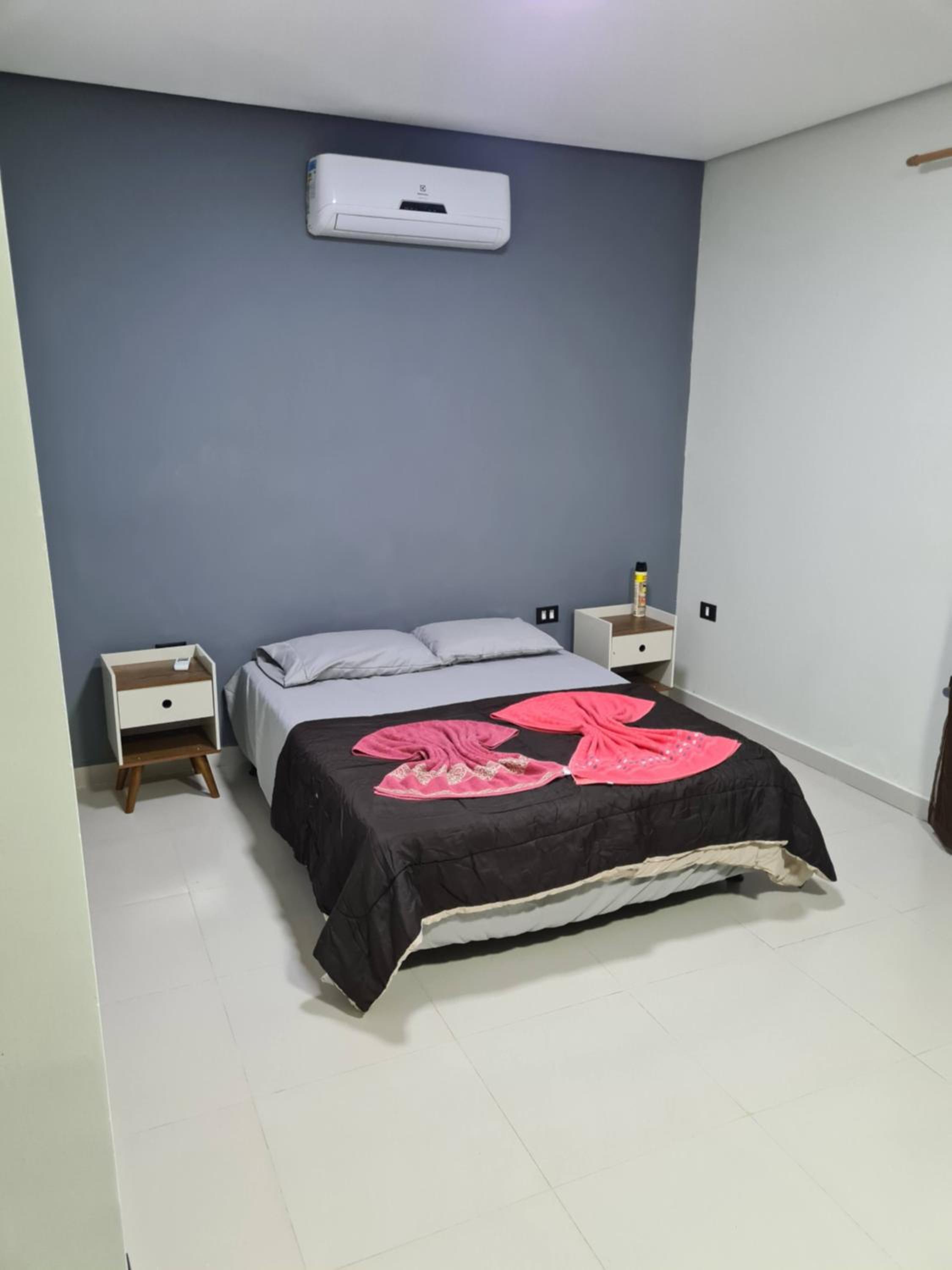 Three-Bedroom House photo 3
