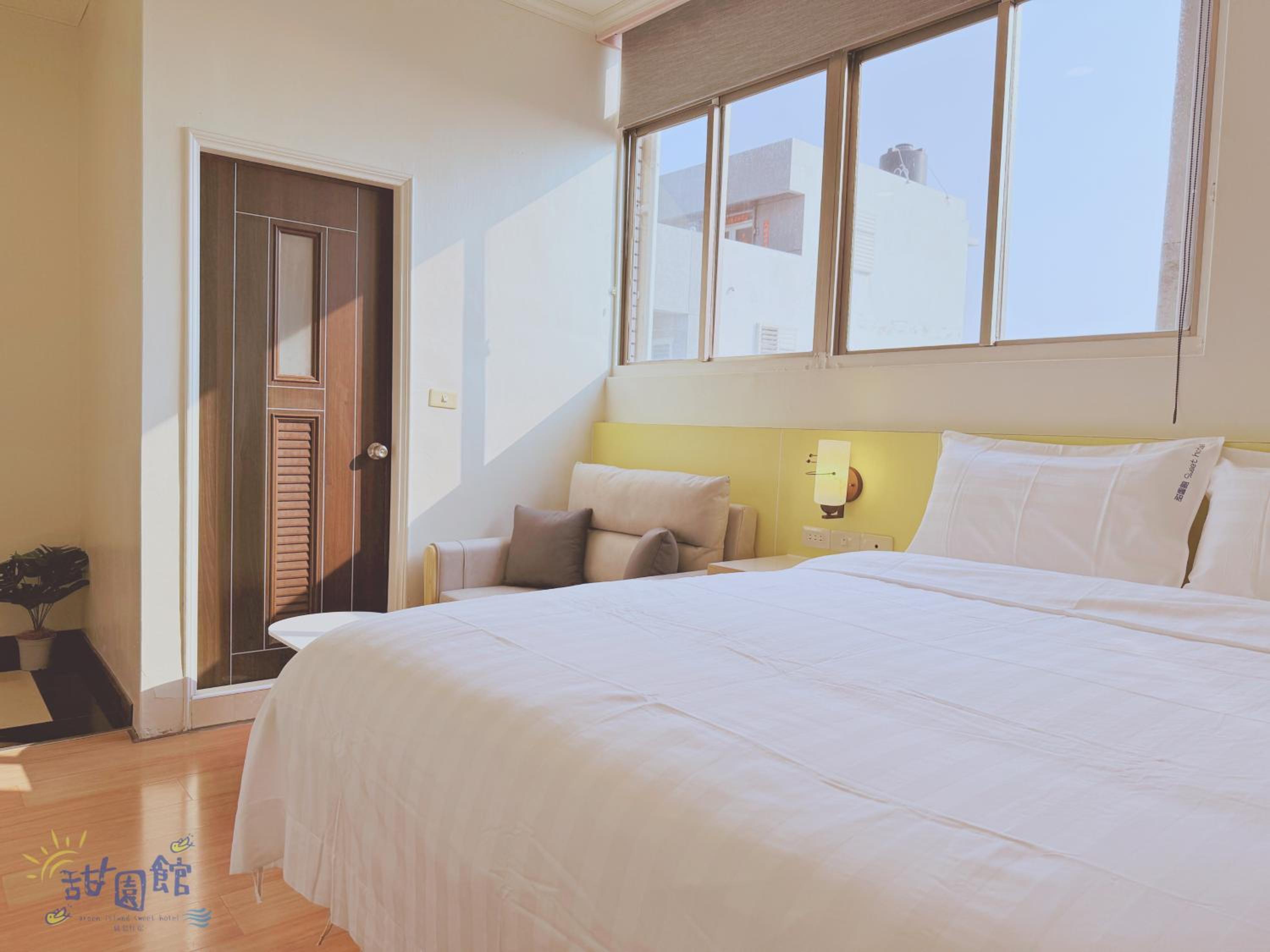 Deluxe Double Room with Sea View photo 1