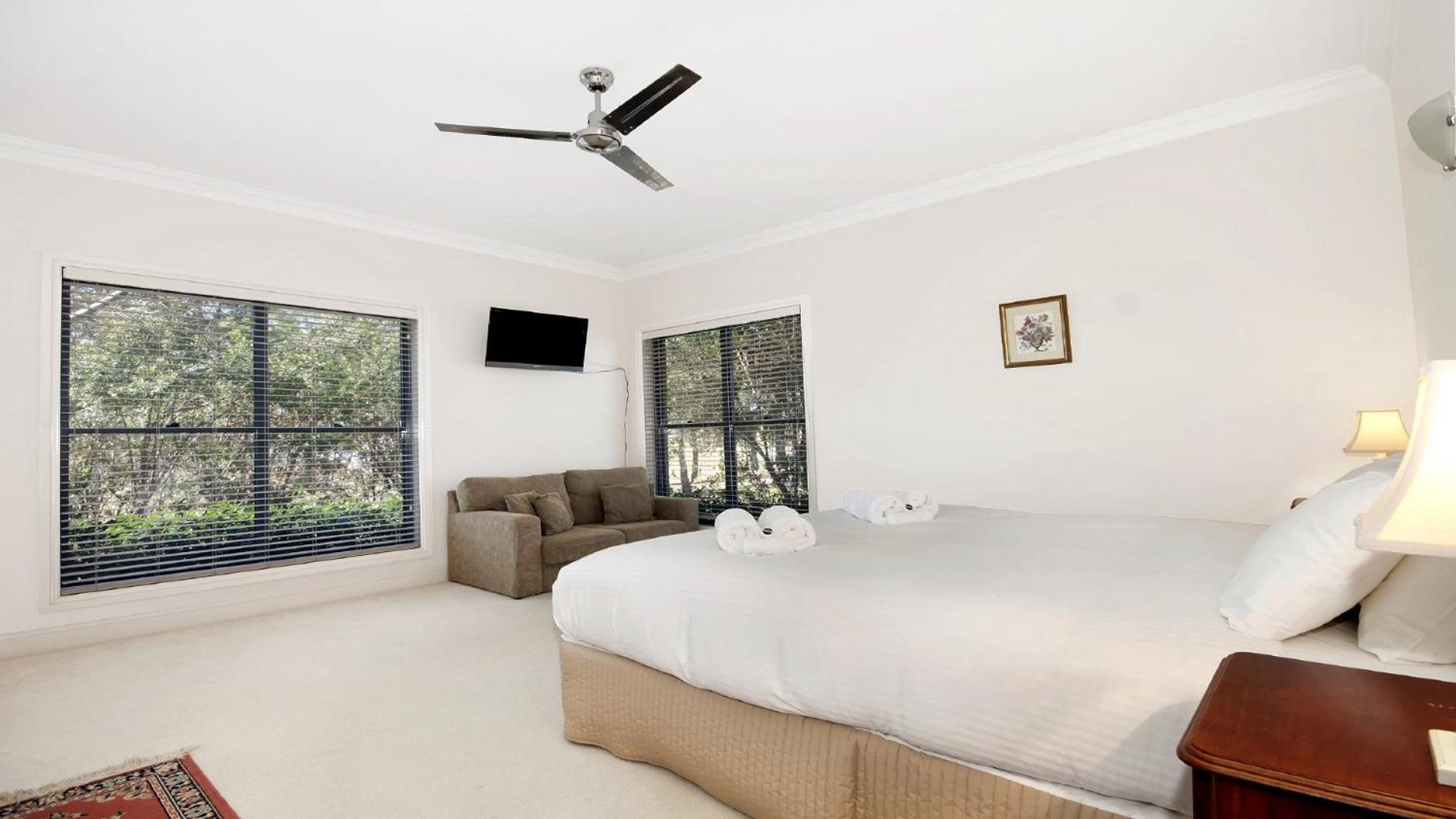 Three-Bedroom Vacation Home  photo 3