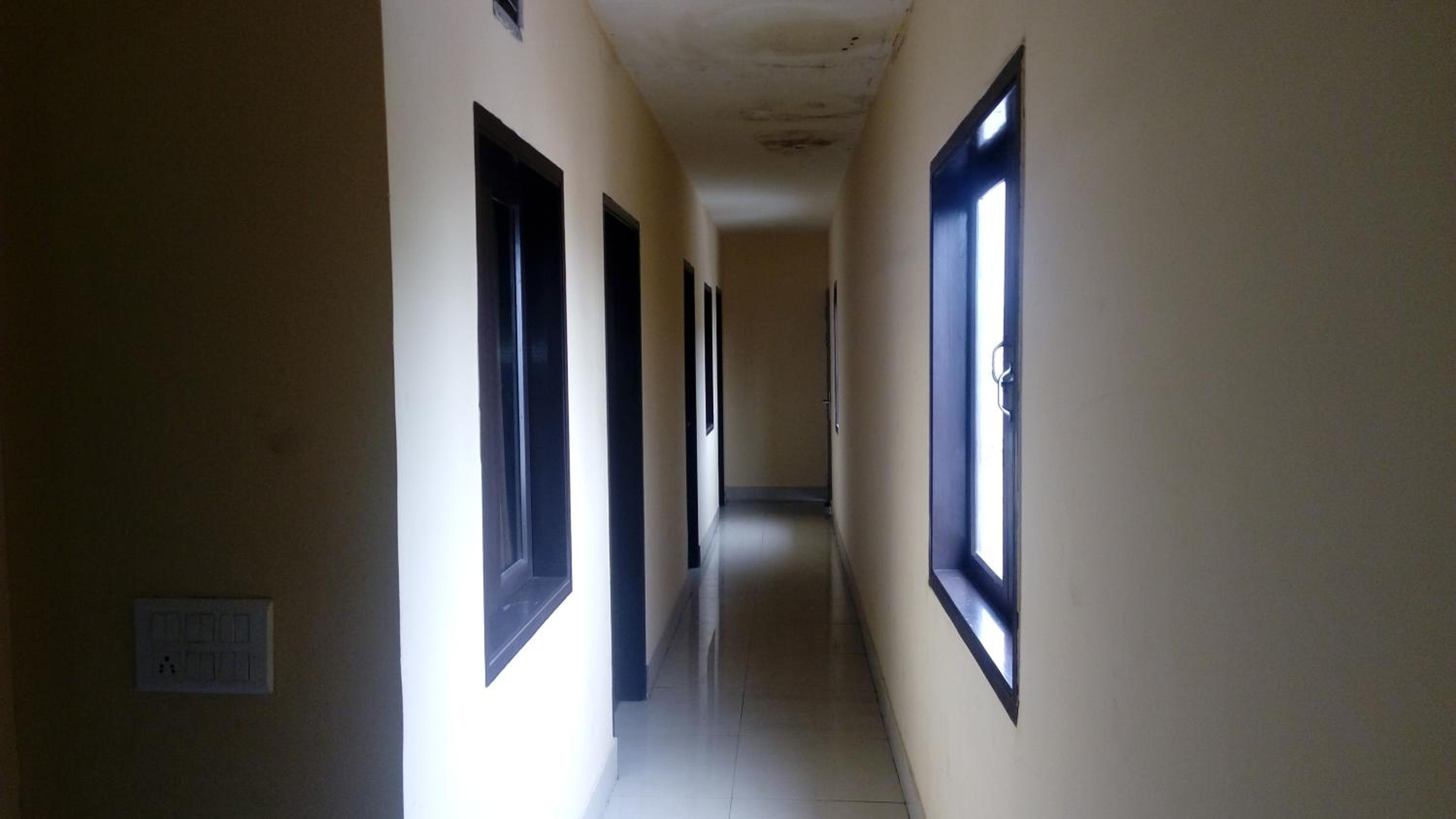 Budget Double Room - Photo 4