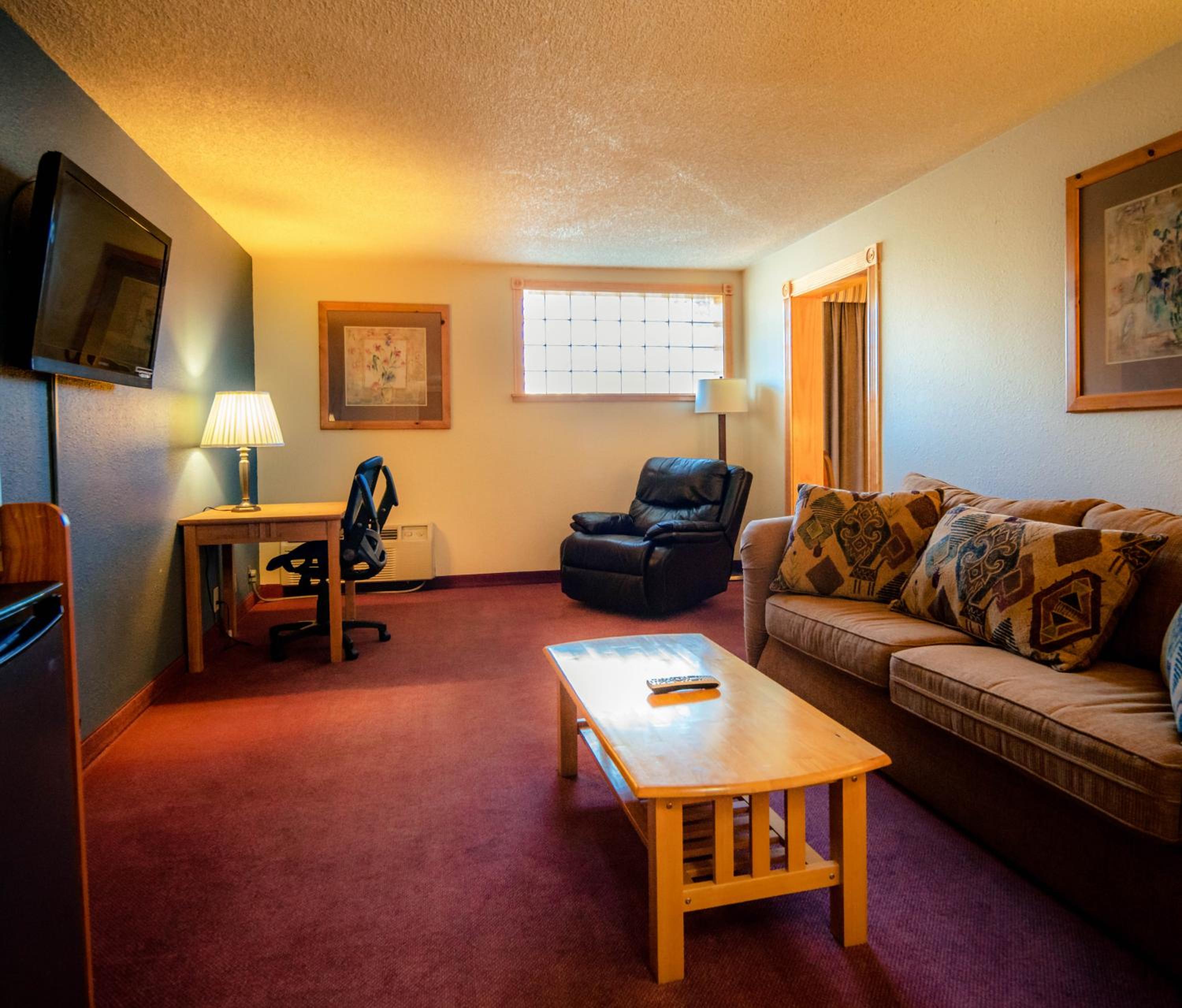 One Room Suite with Living room - Non Smoking