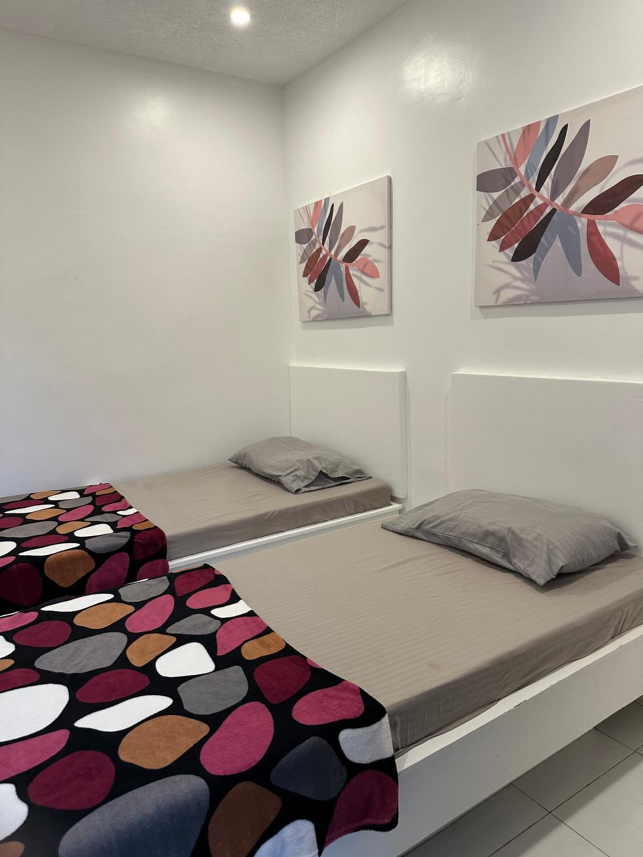 Standard Twin Room with Garden View - Photo 1