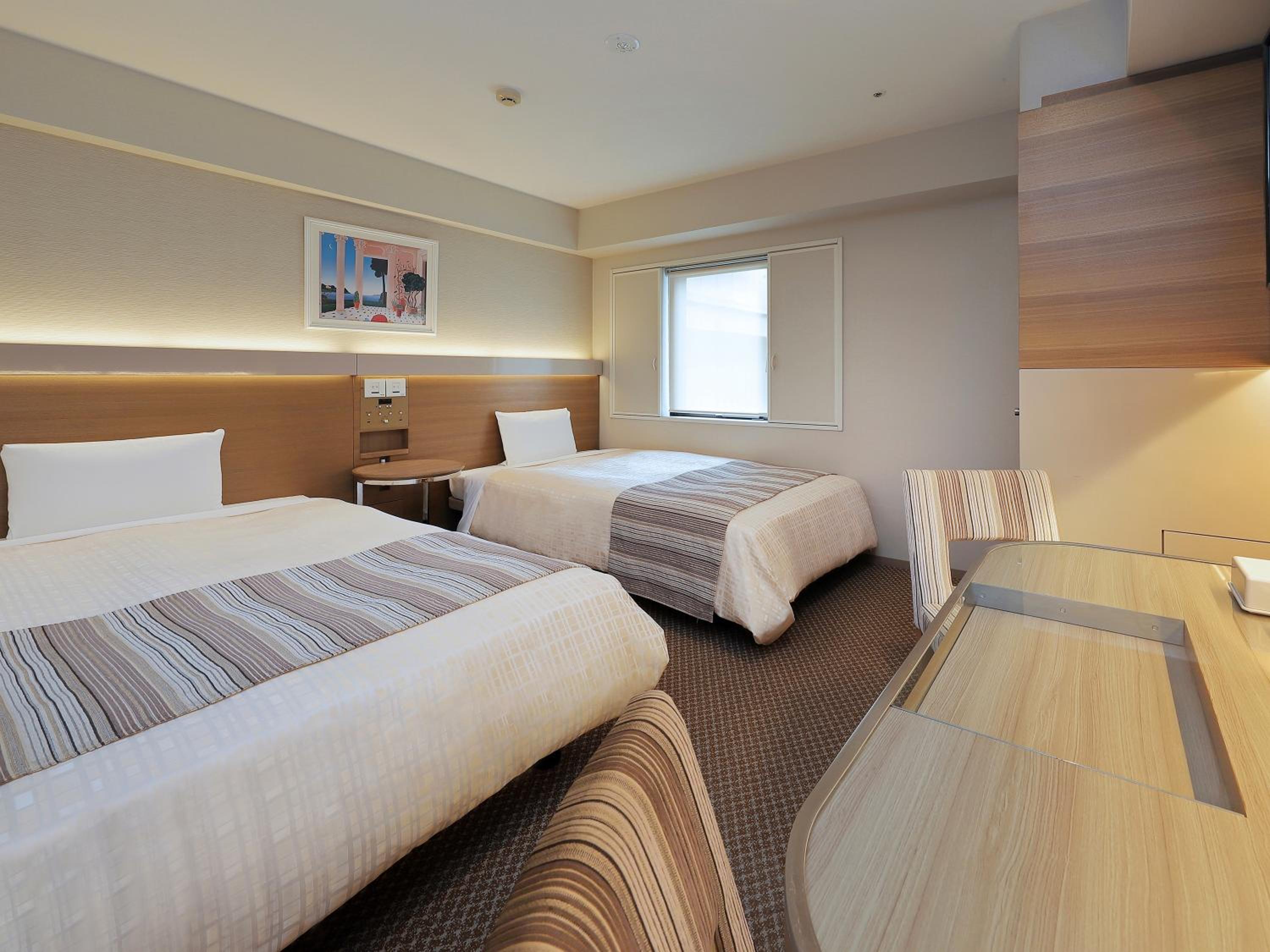 Twin Room - Smoking photo 1