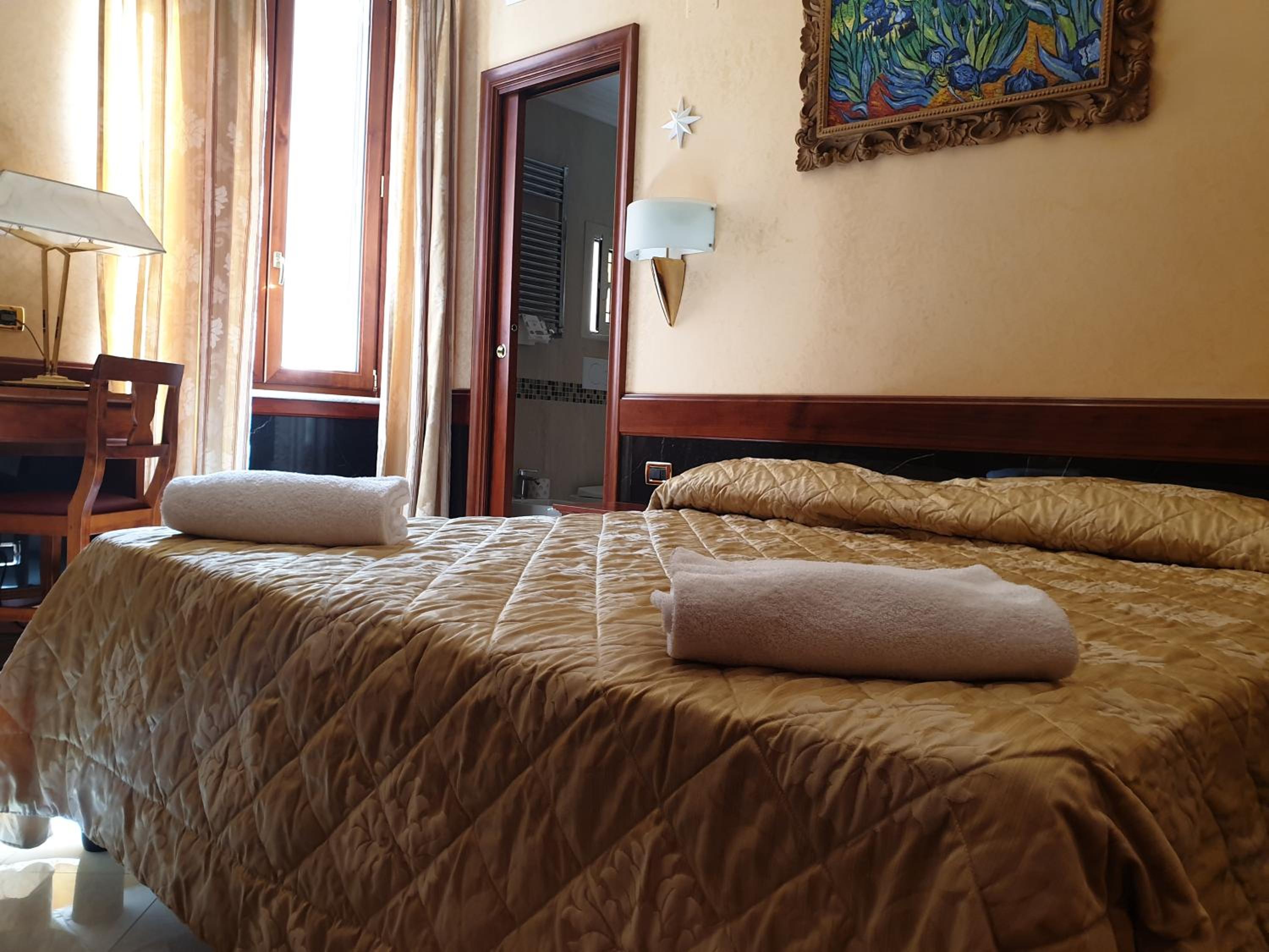 Single Room photo 1