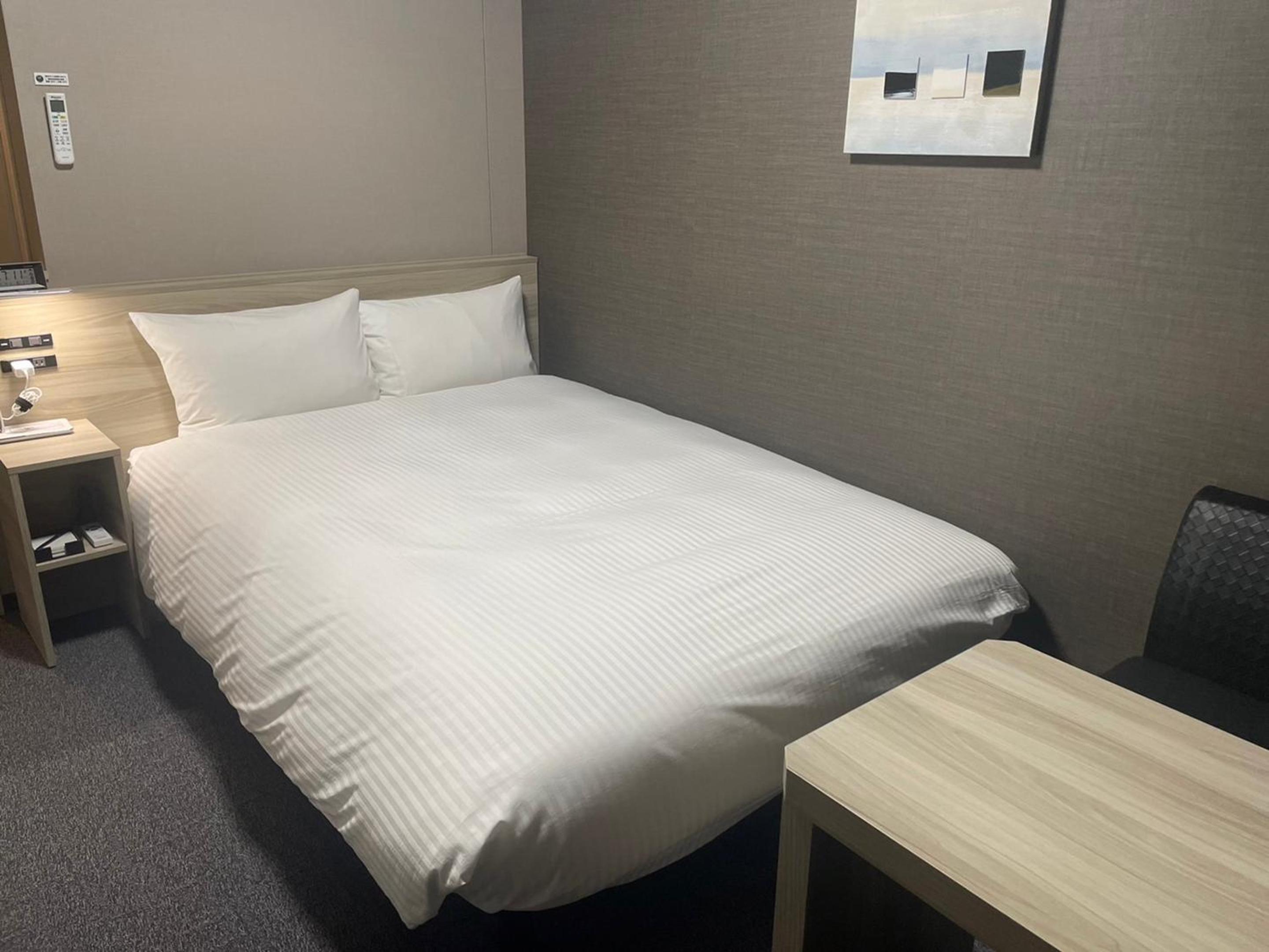 Double Room with Small Double Bed - Smoking