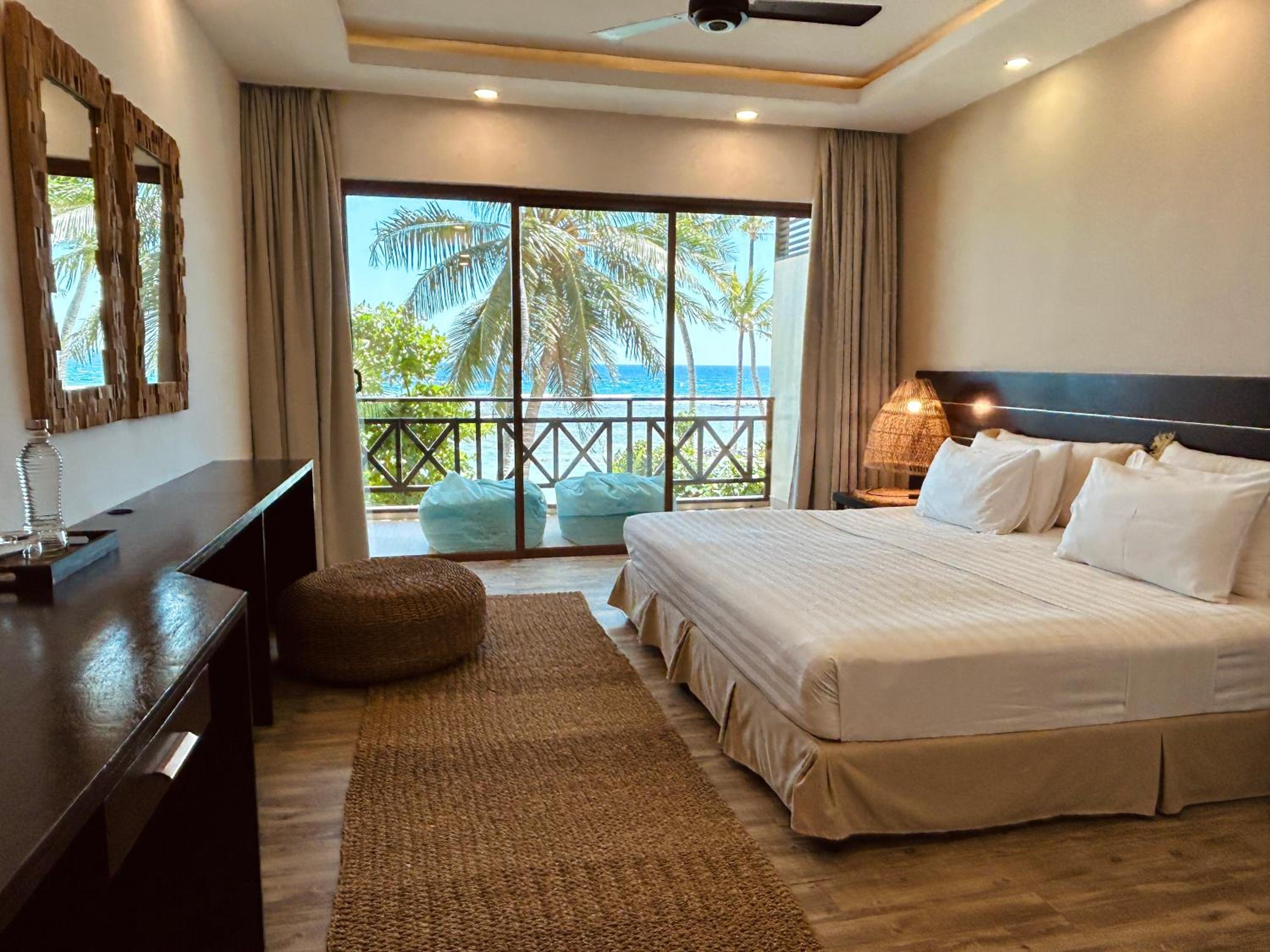 Deluxe Double or Twin Room with Ocean View
