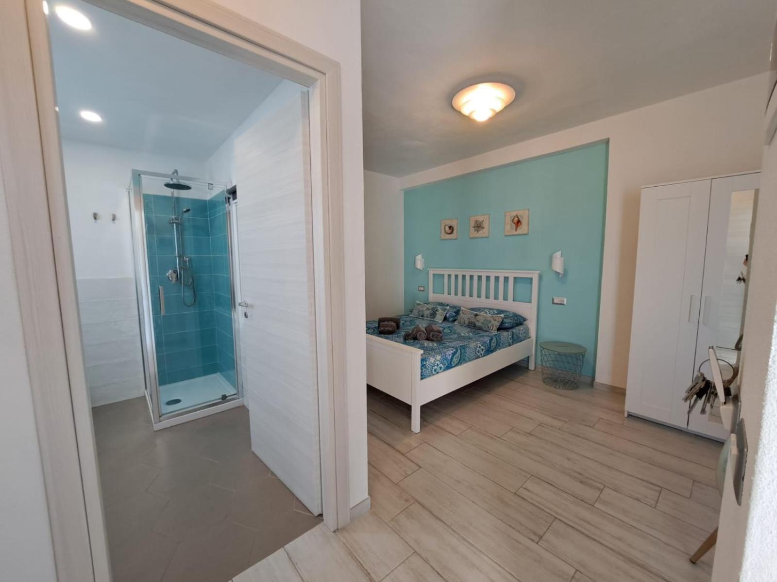 Standard Double Room - Photo 7