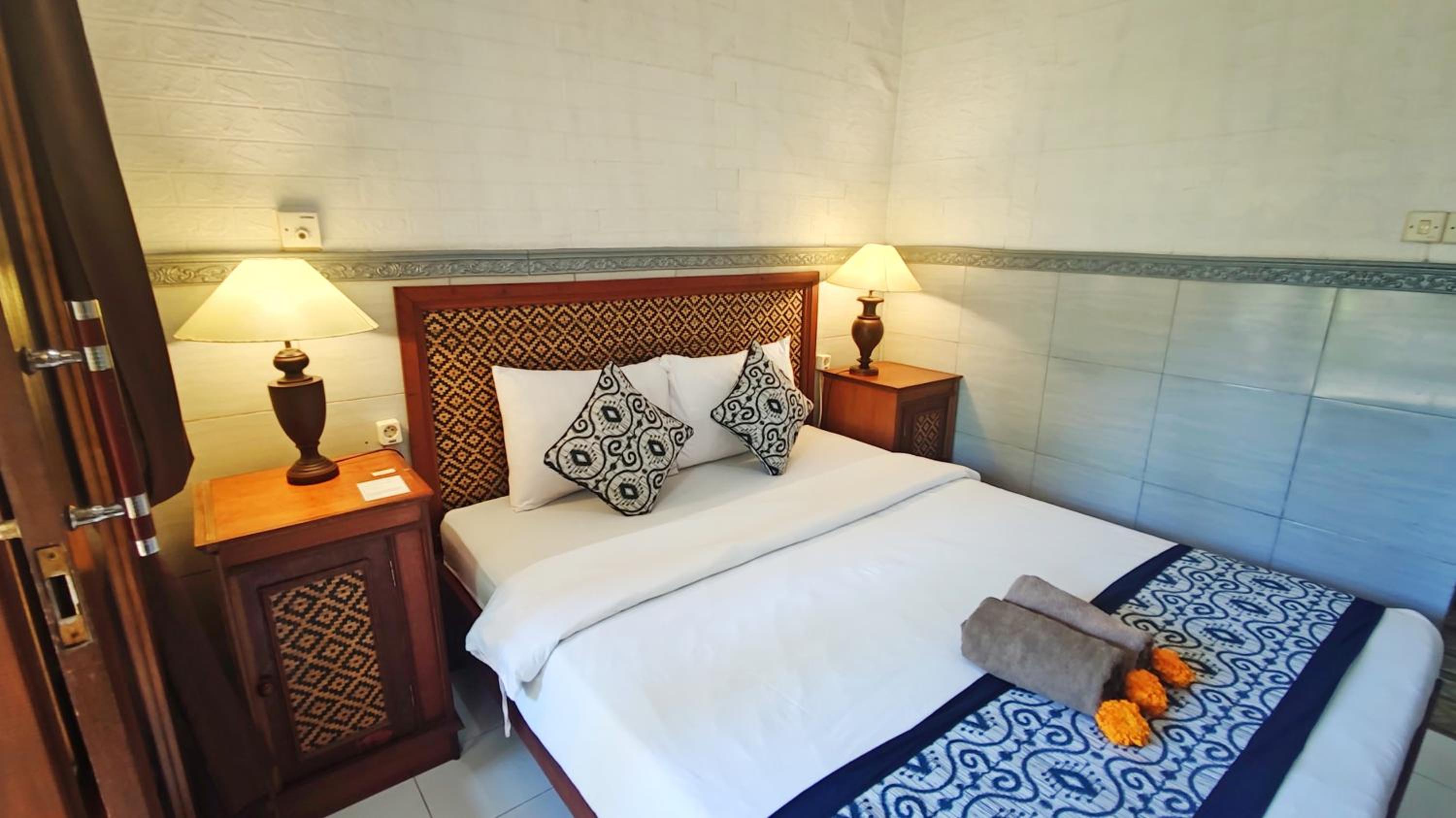 Double Room - Photo 24